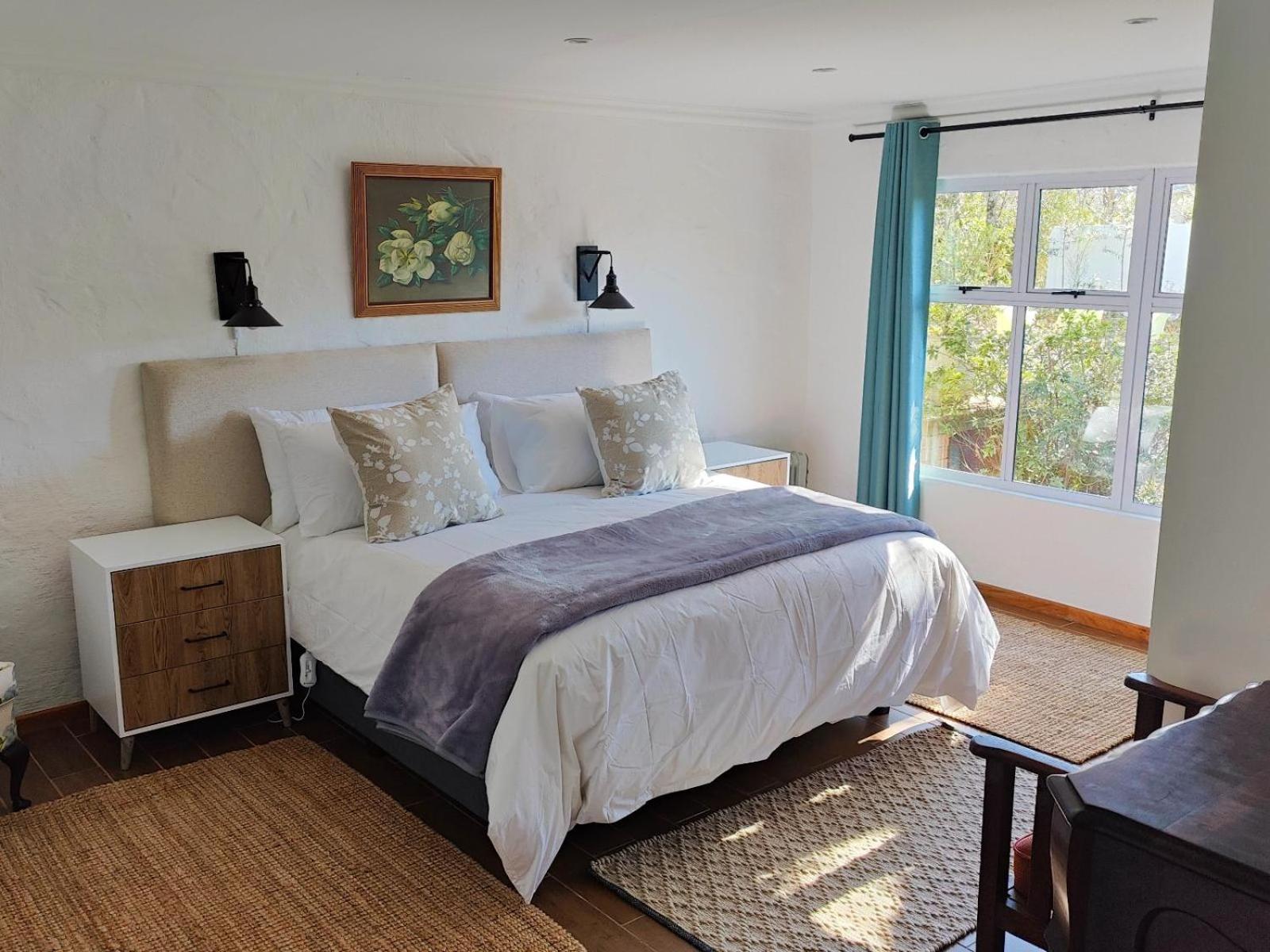Three-Bedroom House - Photo 13