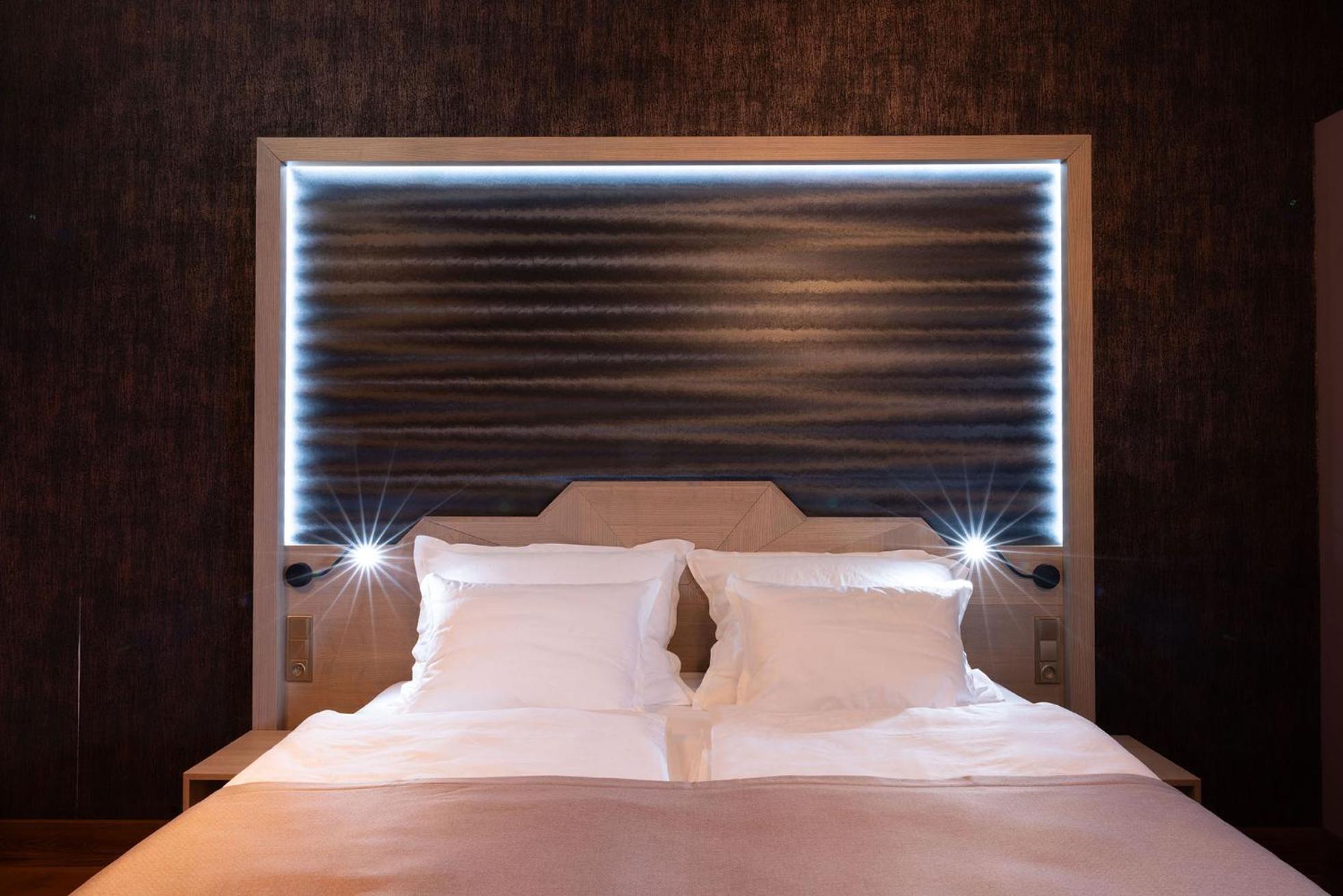 Deluxe Double or Twin Room with Balcony photo 3