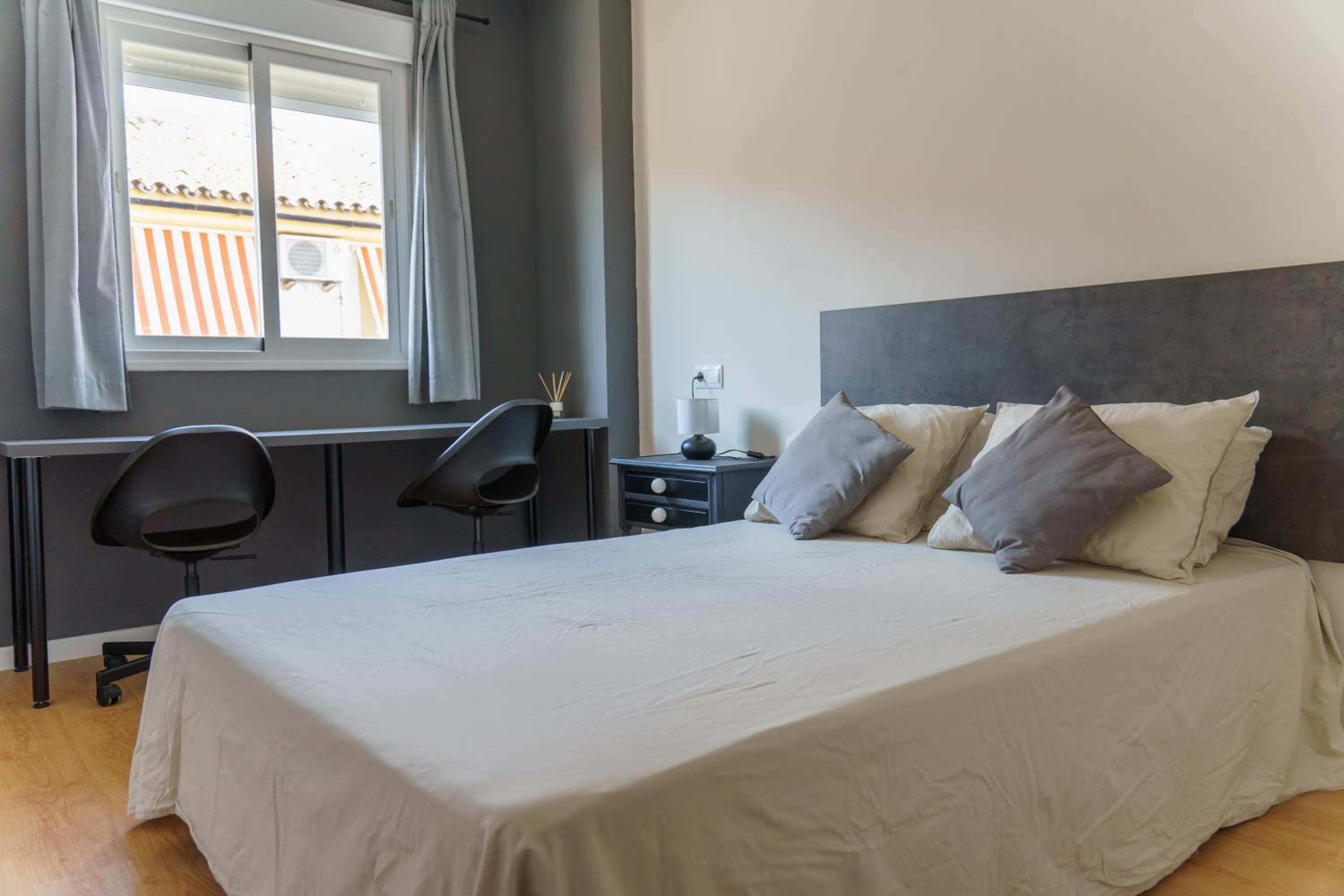 Habitación Triple Básica con Baño Compartido