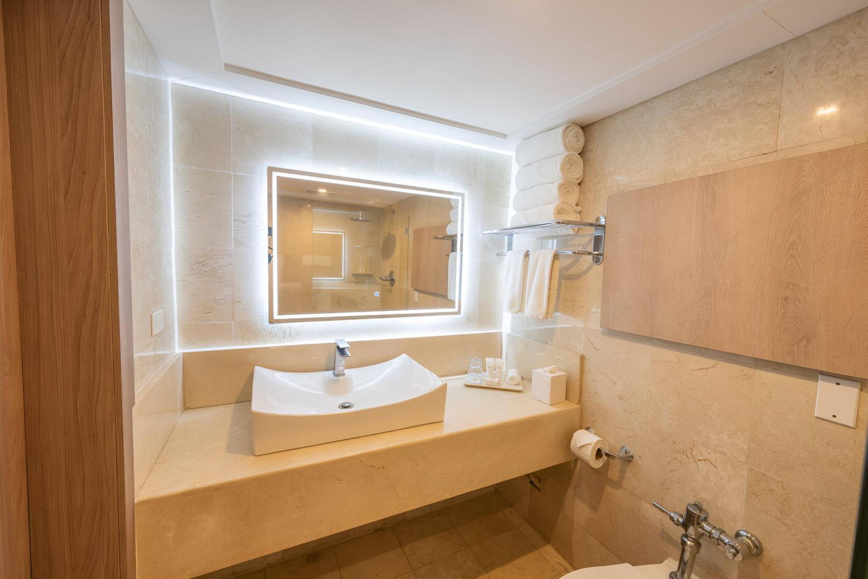 2 Double Beds Premium Room, City View