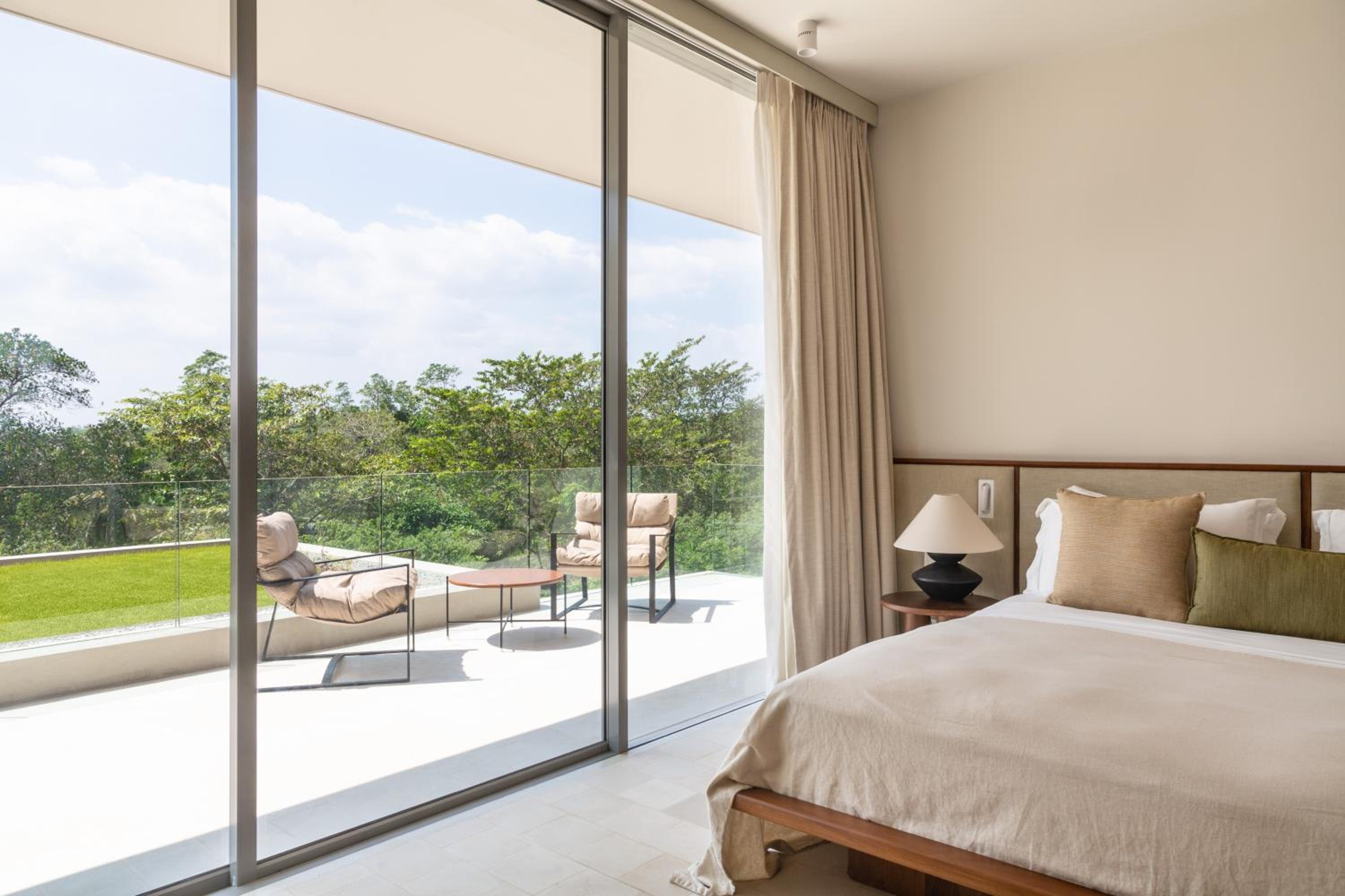 Sunset Villa photo 2