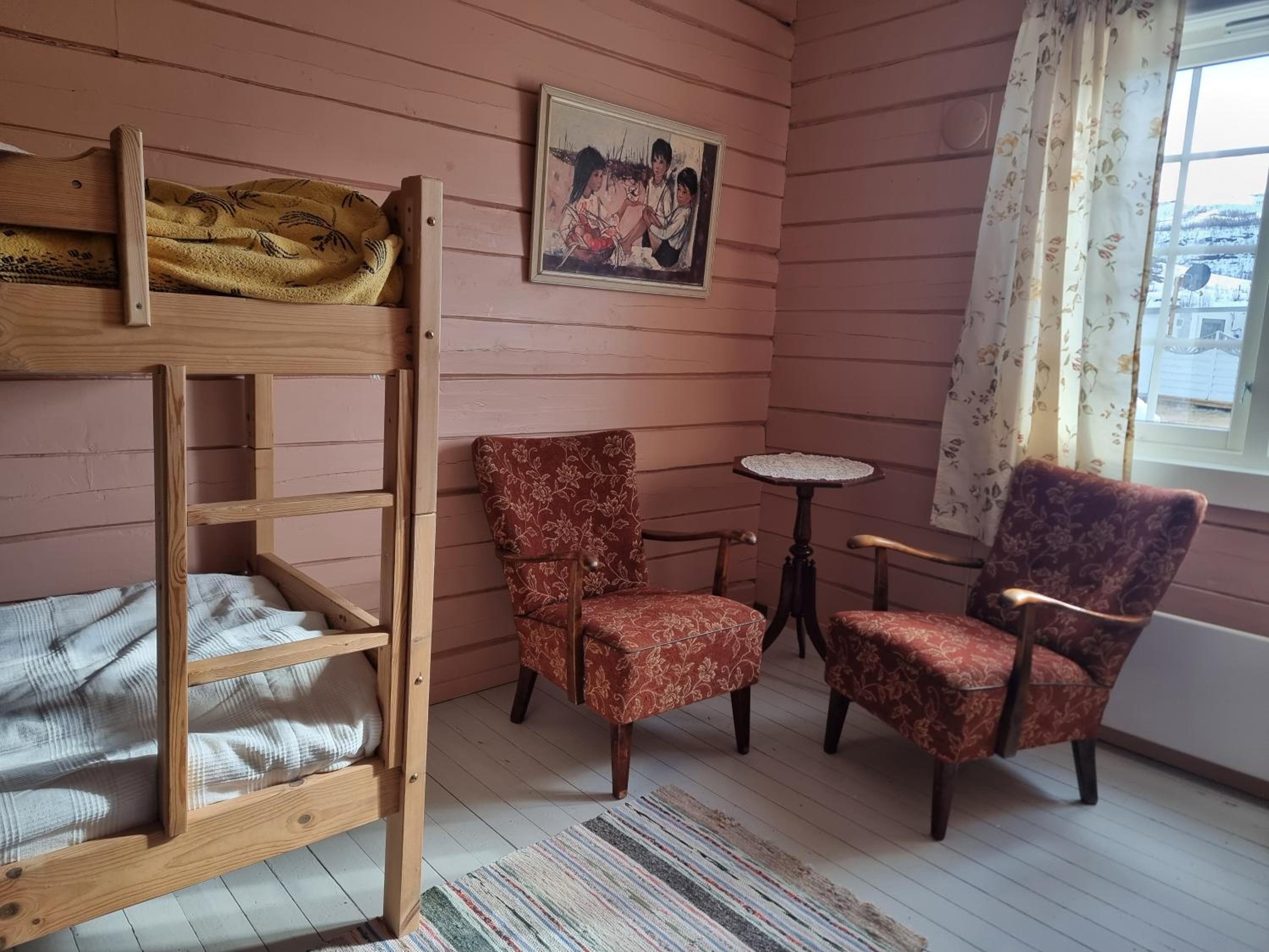 Twin Room with Mountain View photo 2