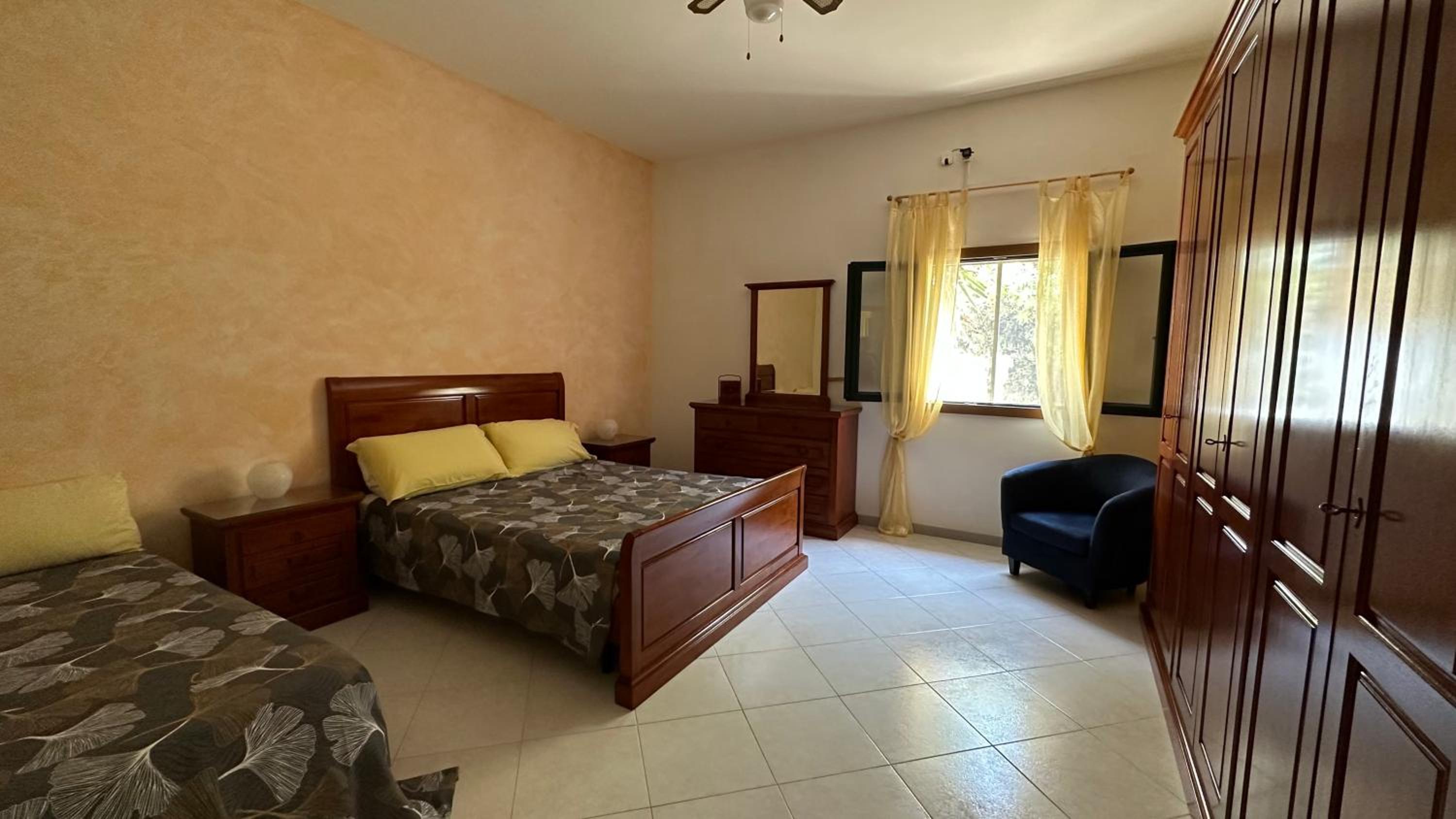 Three-Bedroom House photo 1