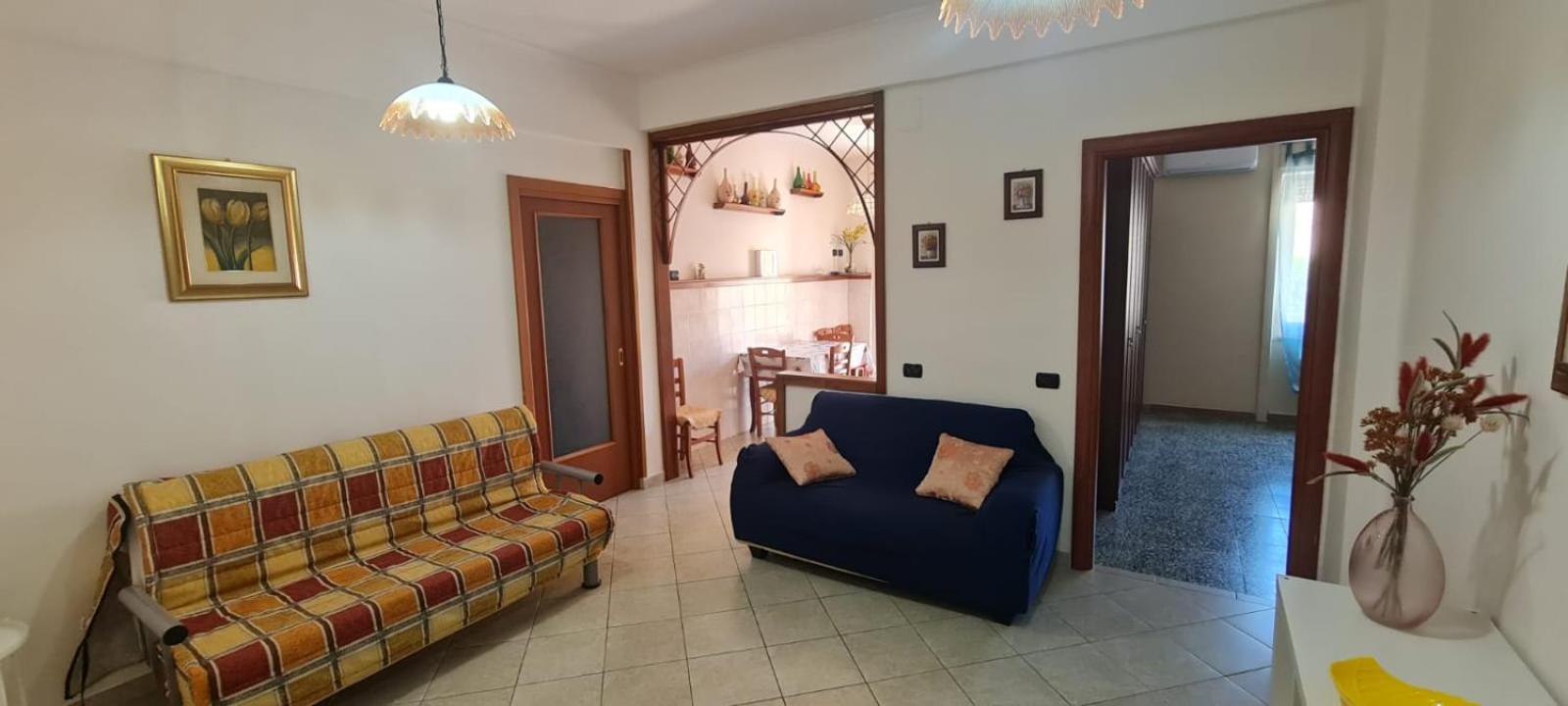 One-Bedroom House photo 3