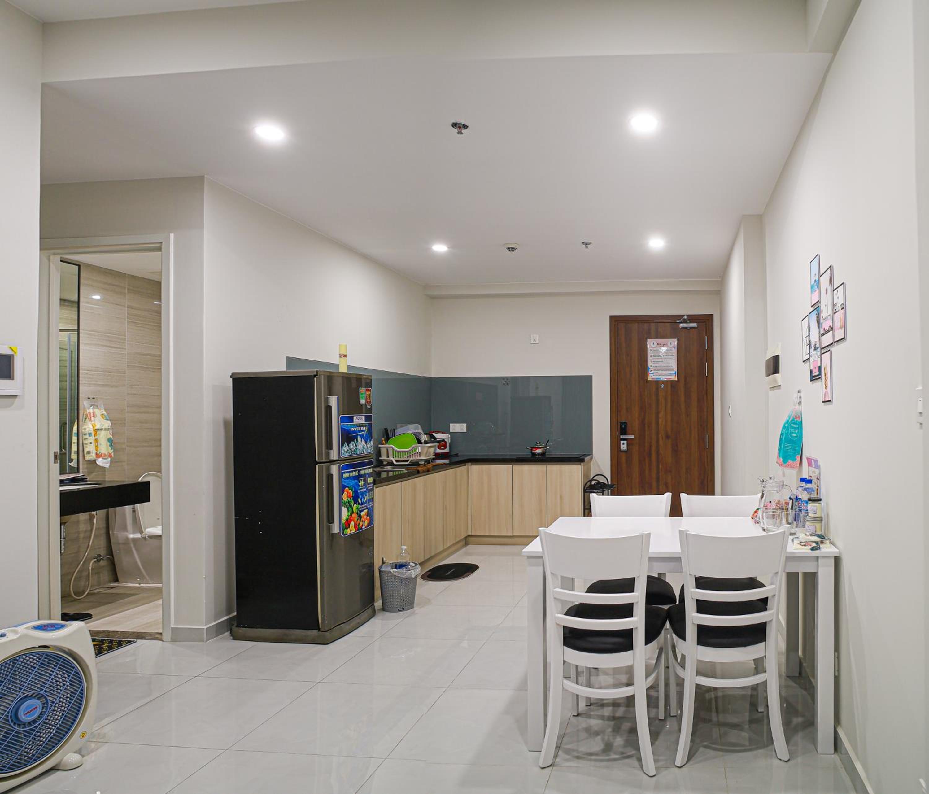 Two-Bedroom Apartment - Photo 20