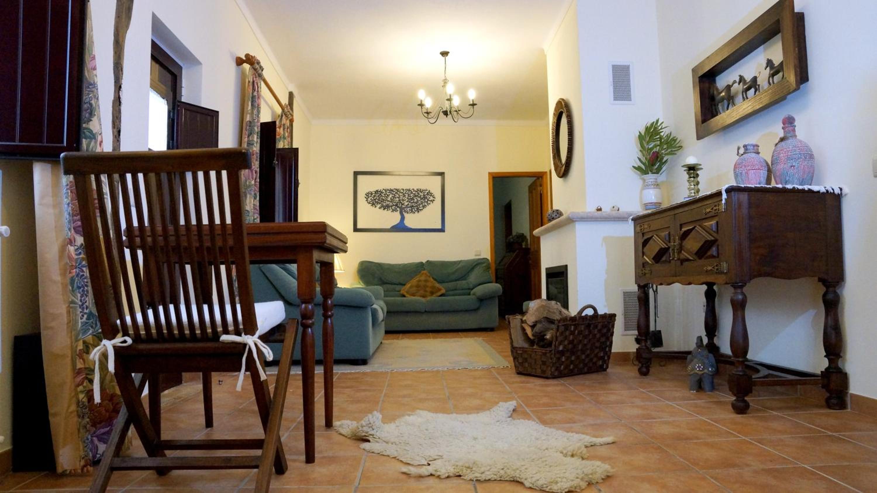 Three-Bedroom House - Photo 22