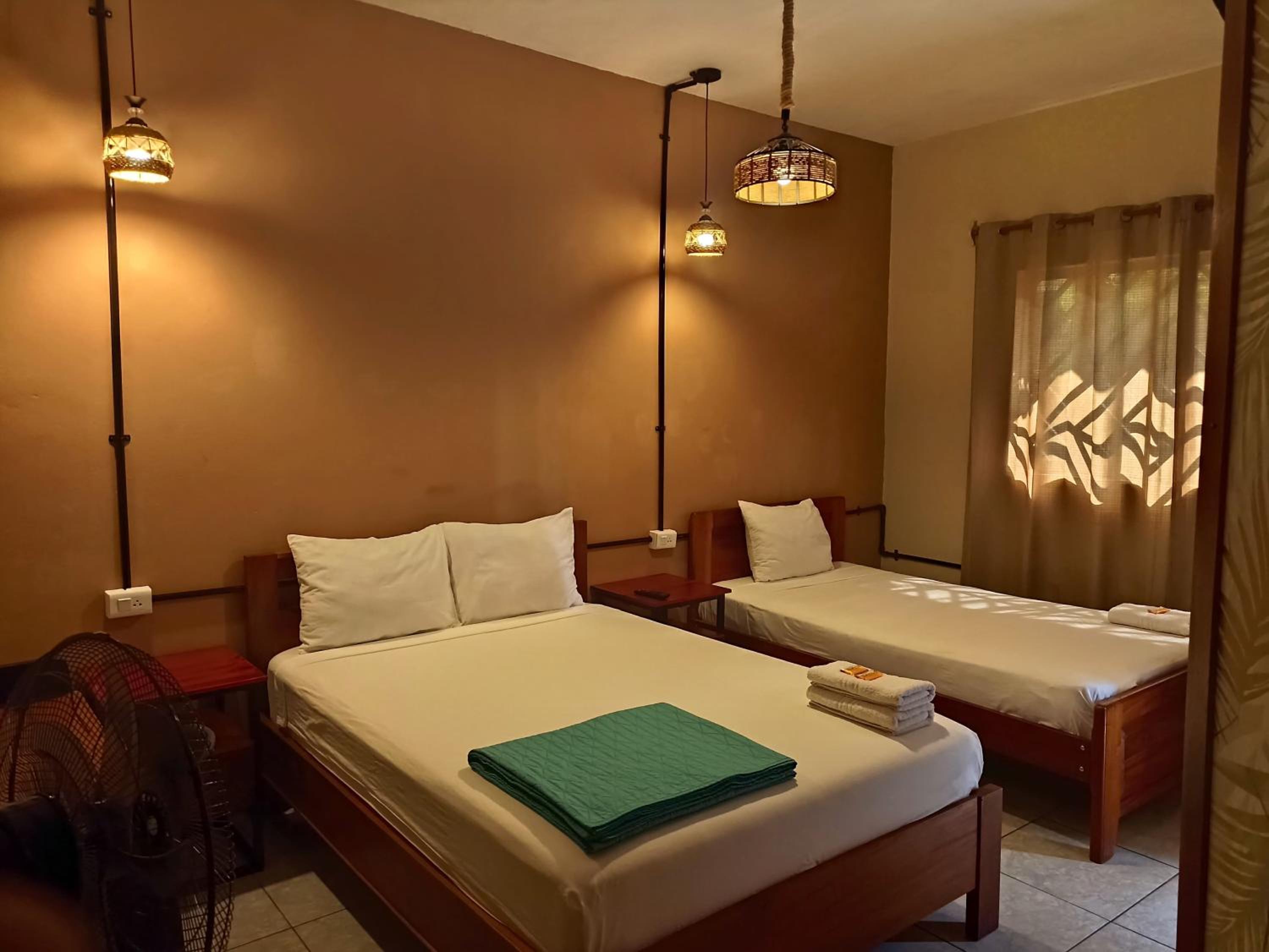 Comfort Triple Room