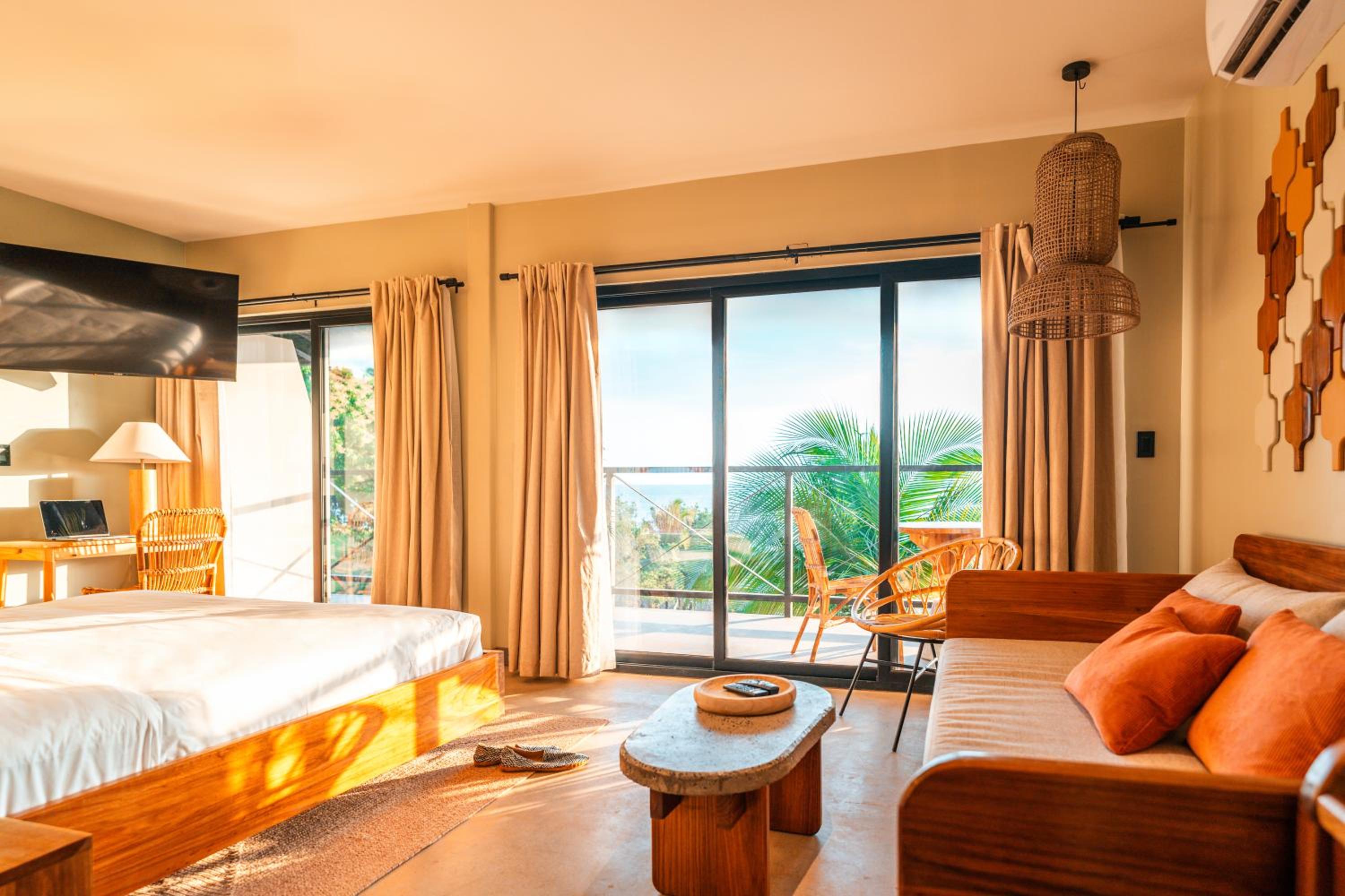 Oceanview King Suite photo 1