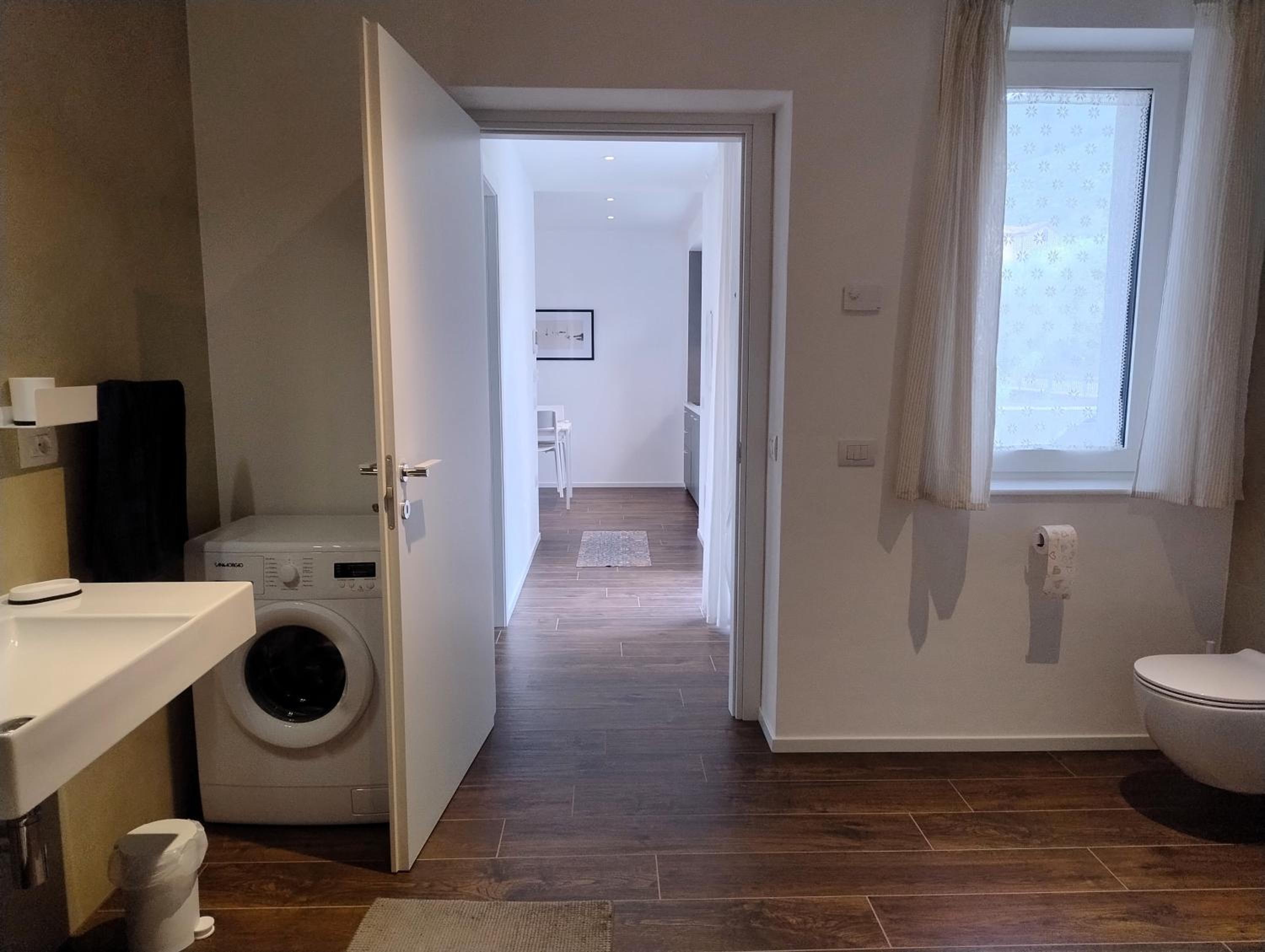 One-Bedroom Apartment with Garden photo 2