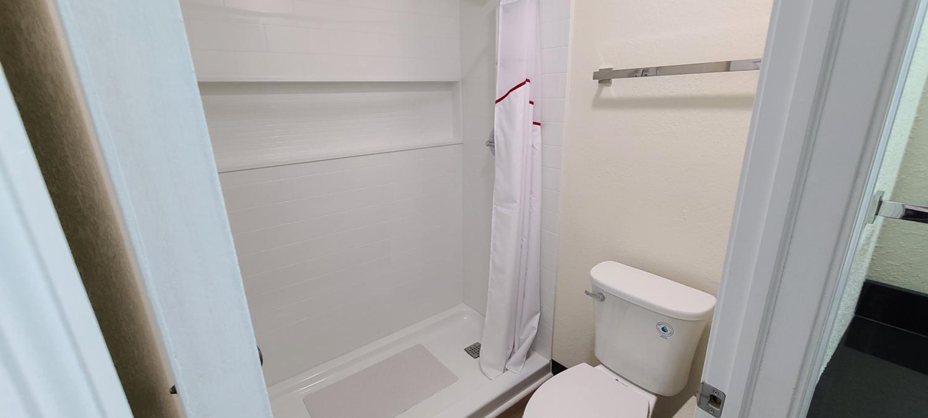 Deluxe Room With Two Queen Beds Disability Access Non-Smoking