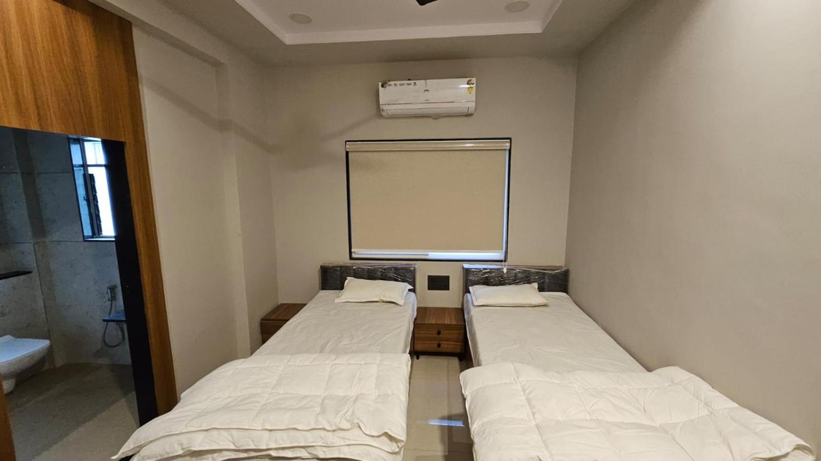 Double or Twin Room photo 3