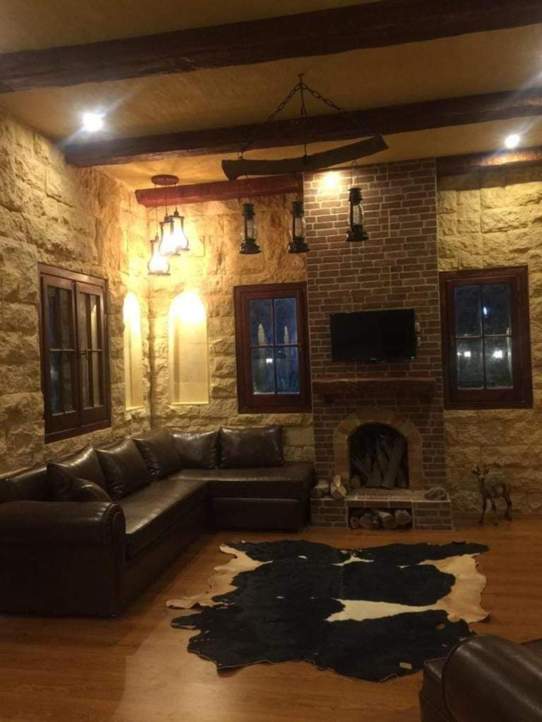 Three-Bedroom Chalet photo 1
