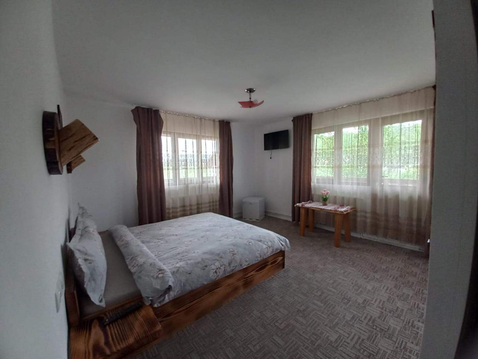Double Room with Private Bathroom photo 3