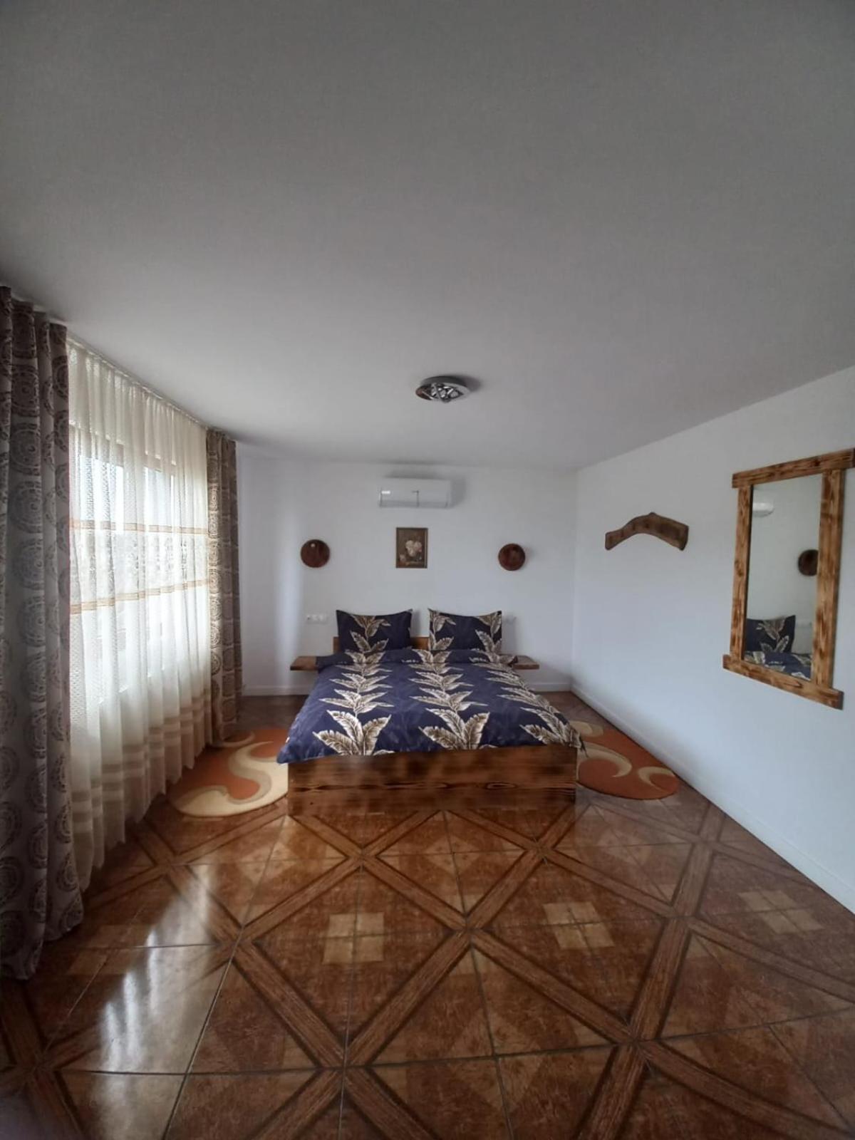 Double Room with Private Bathroom photo 1