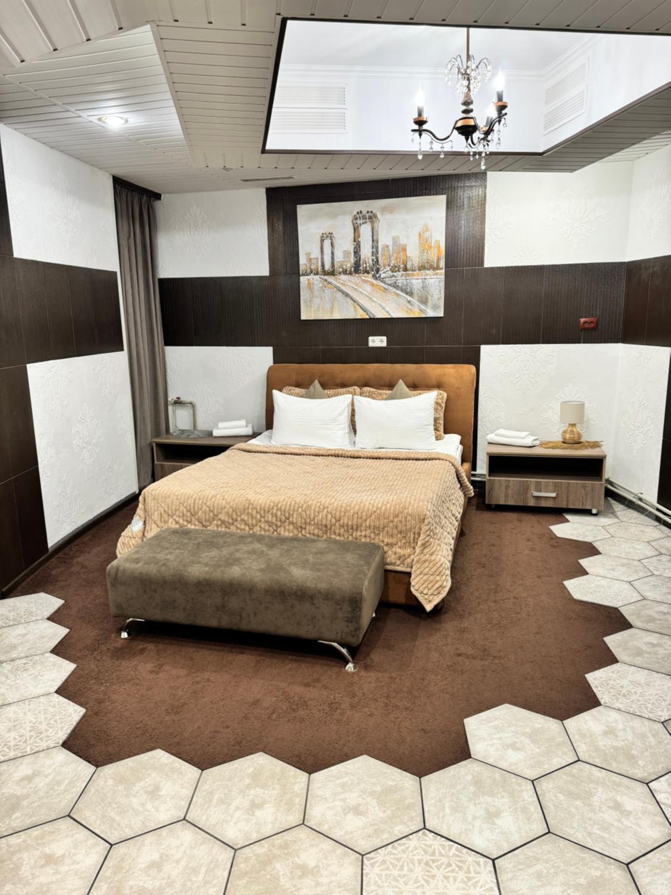 One-Bedroom Deluxe Apartment