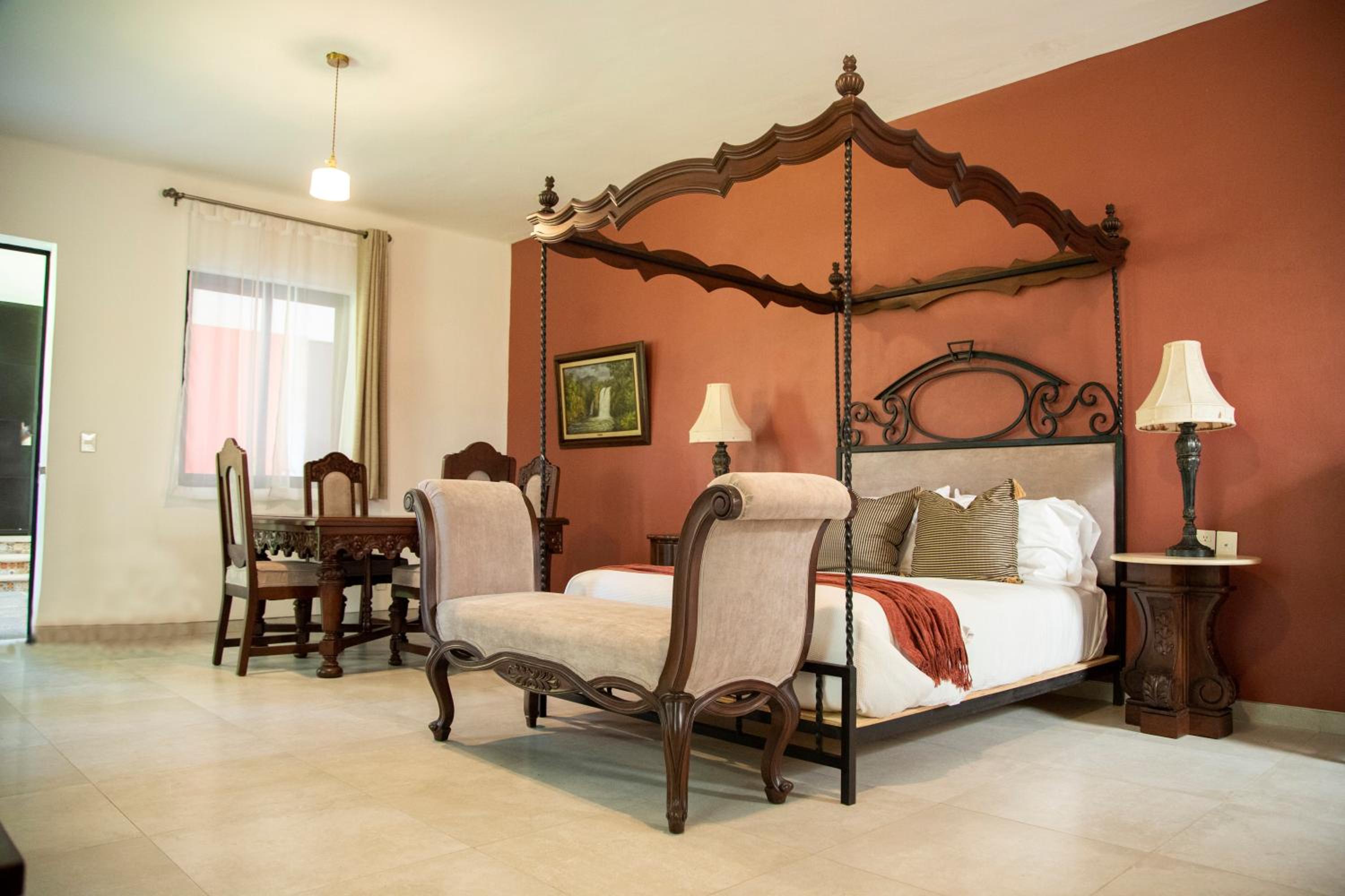 Suite with Garden View