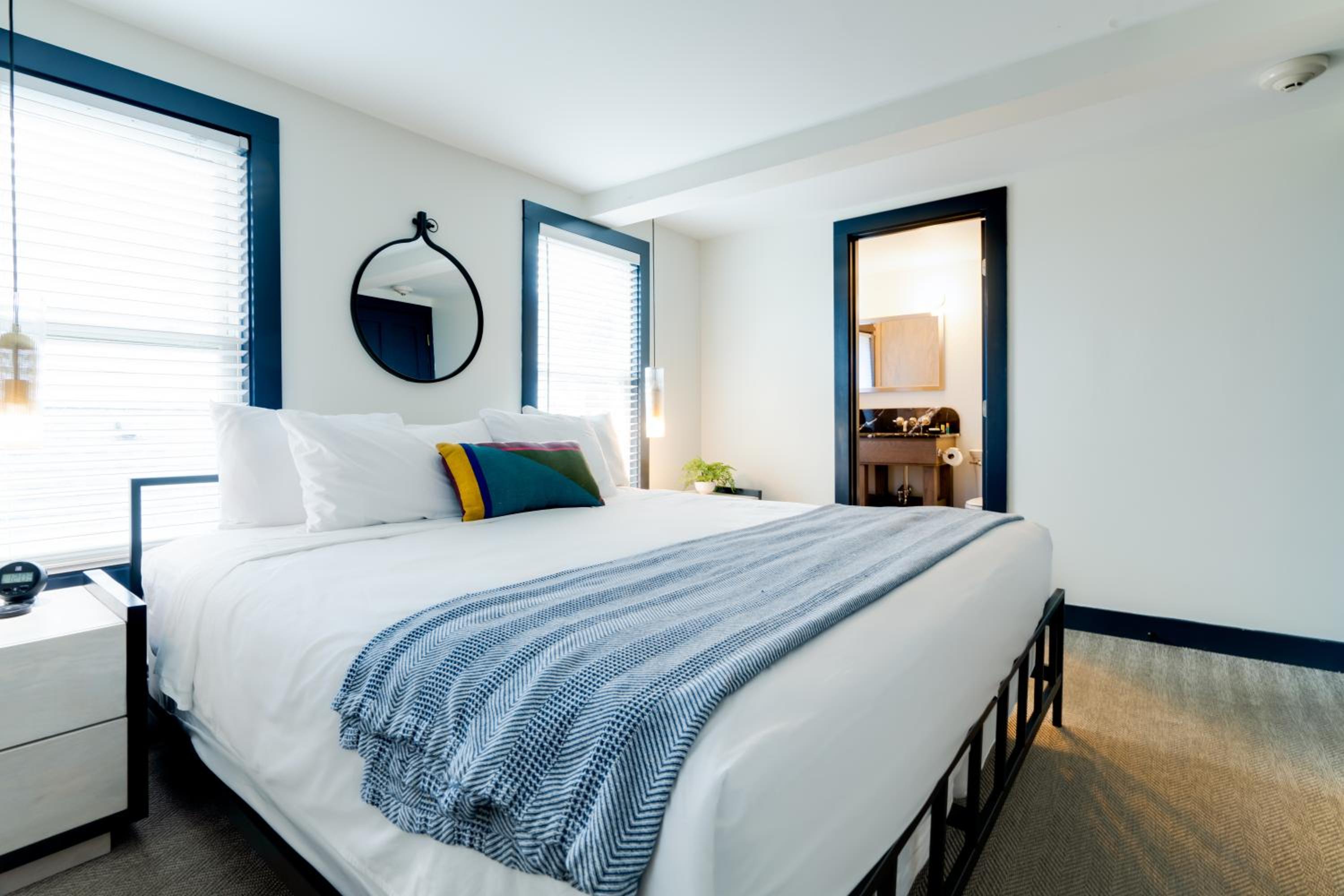 Queen Room with Sea View