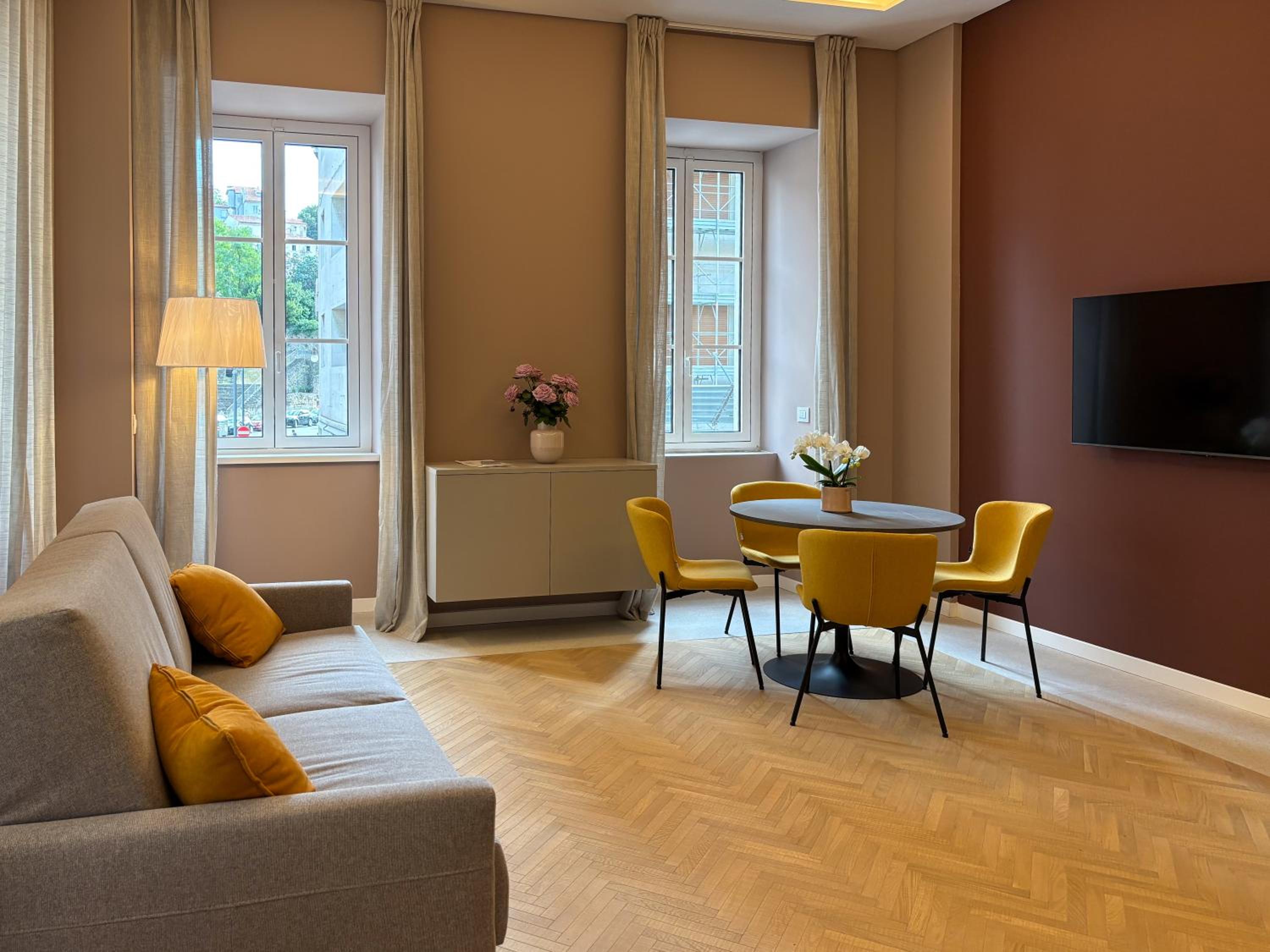 Superior Apartment with City View photo 1