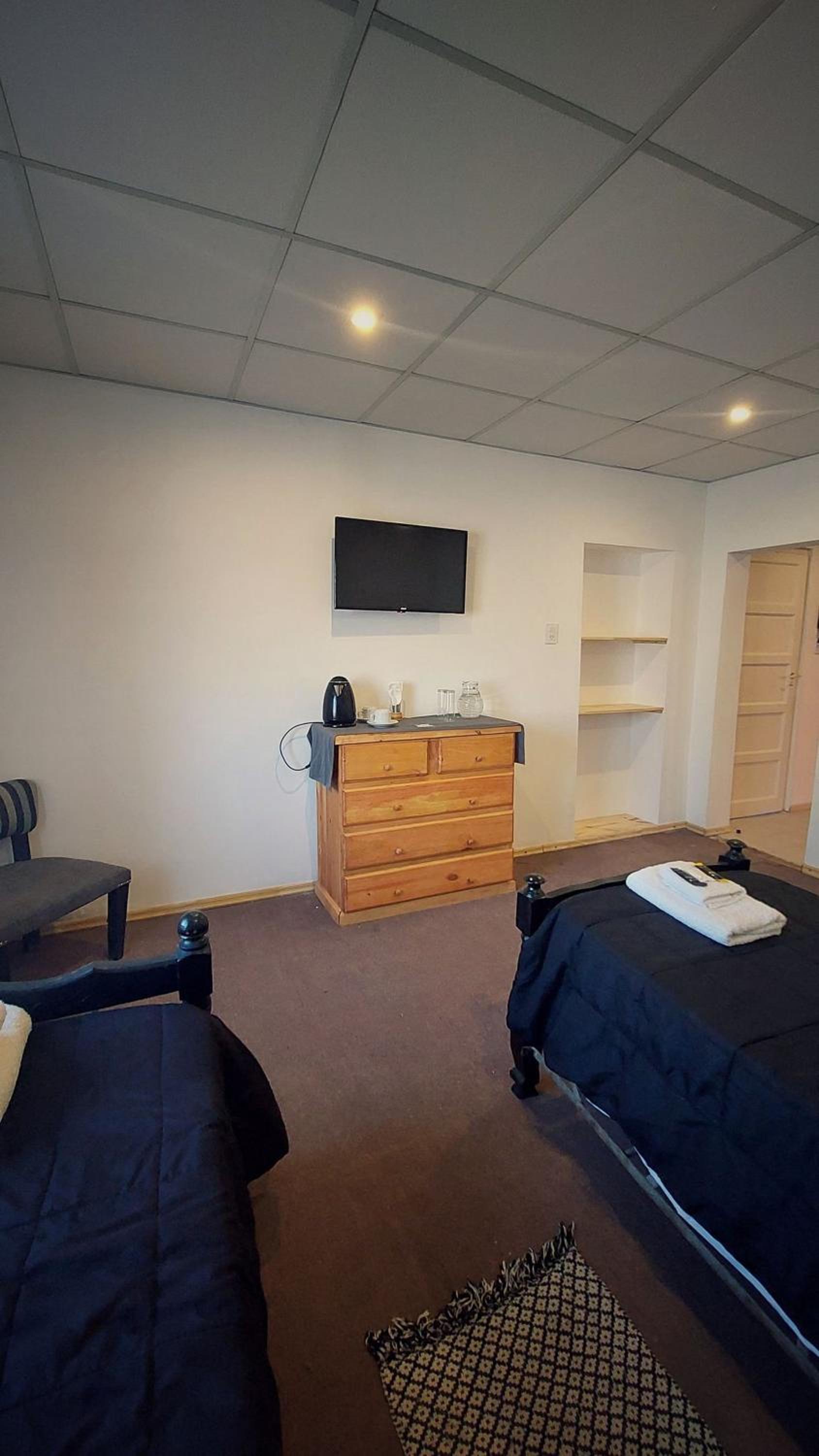 Double Room With Private Bathroom