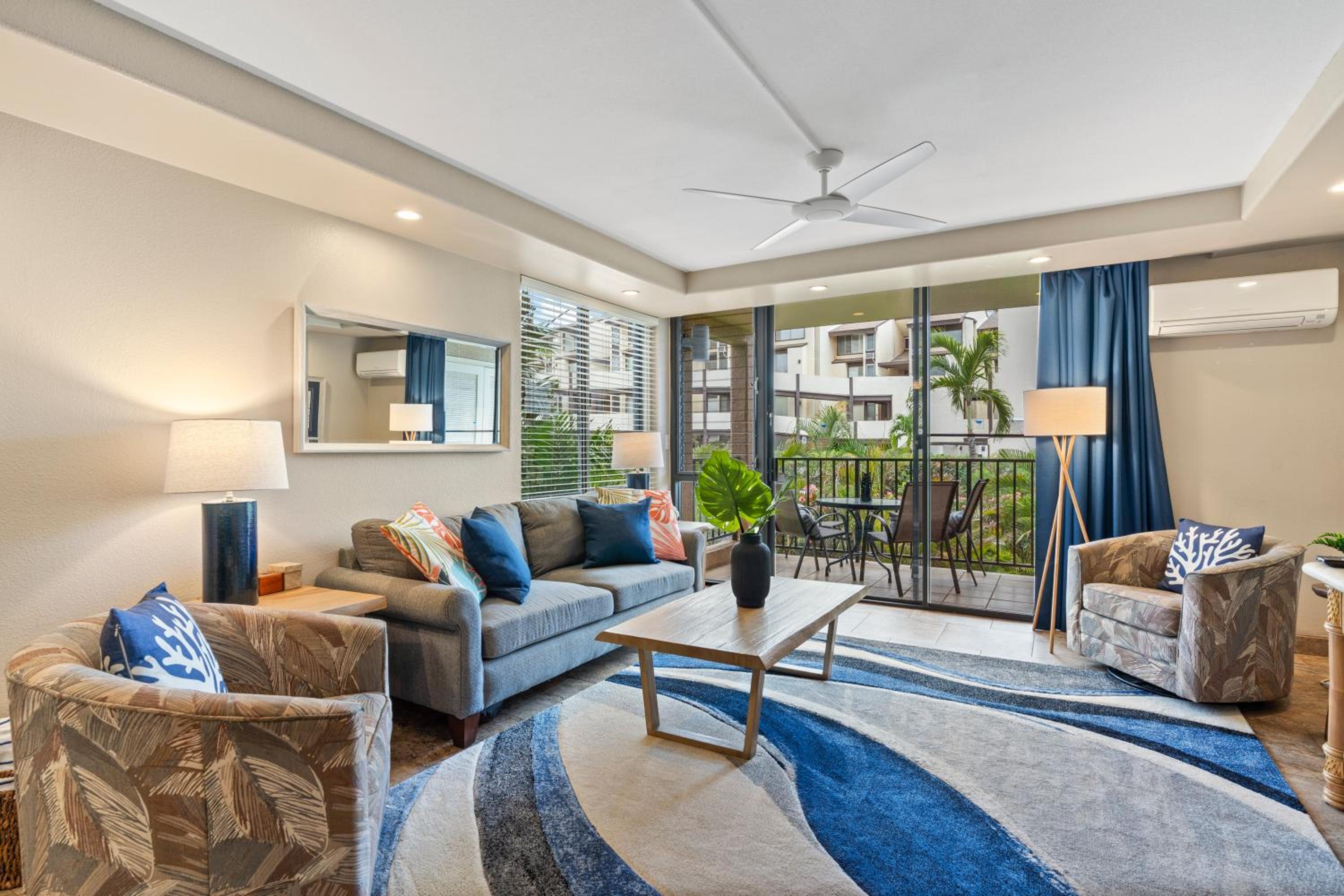 Three-Bedroom Apartment with View photo 1
