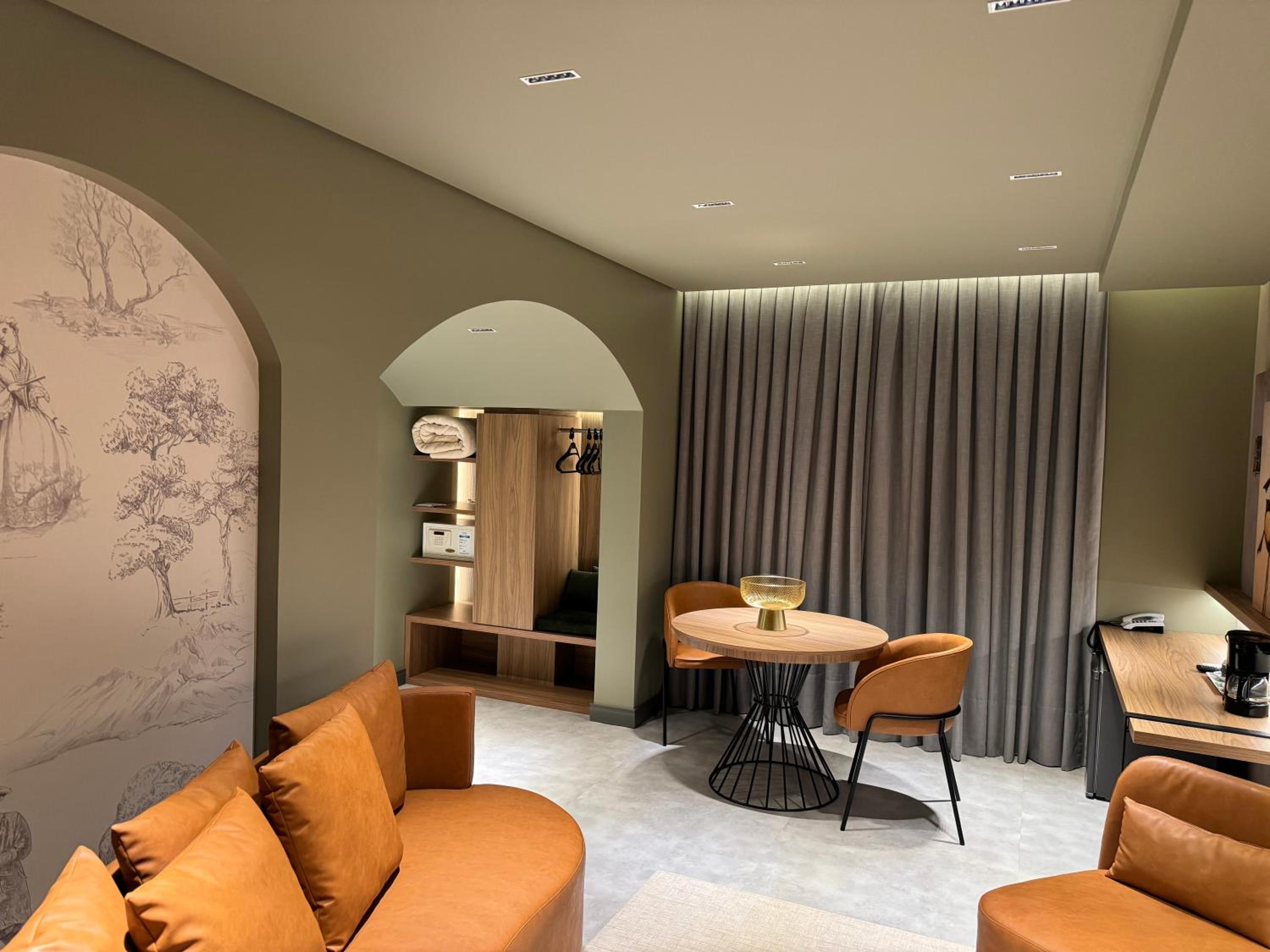 Standard Suite