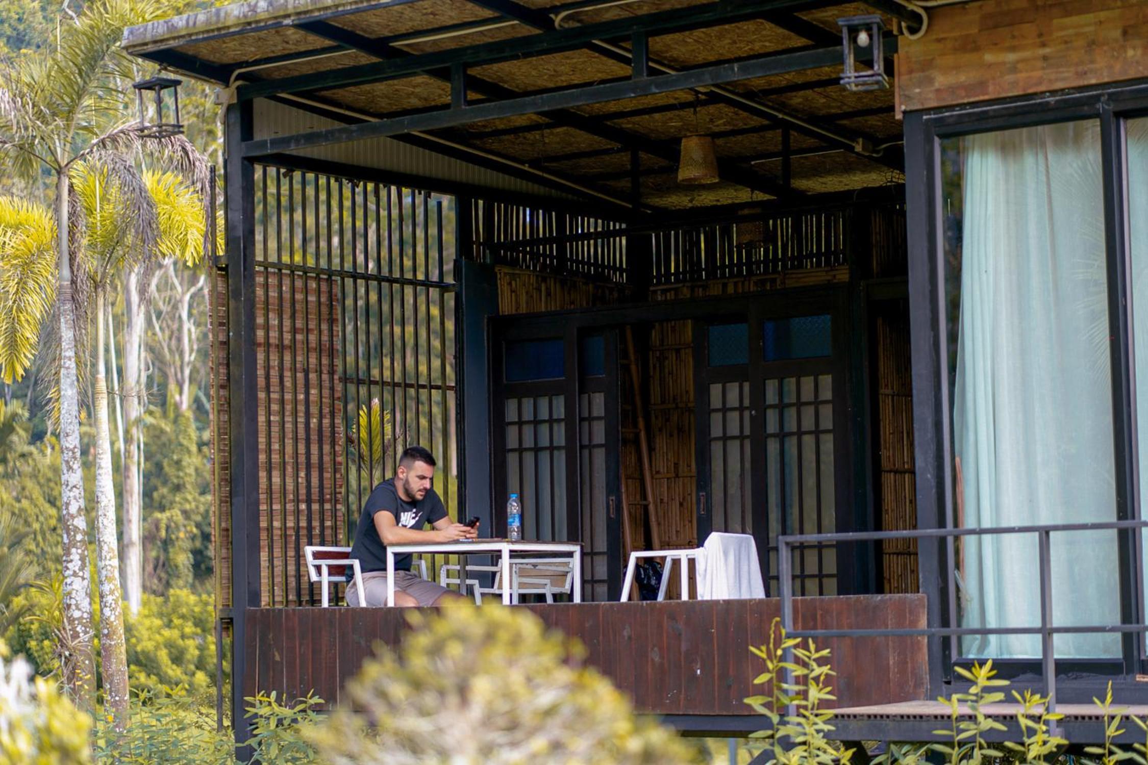 Double Room with Balcony - Photo 16