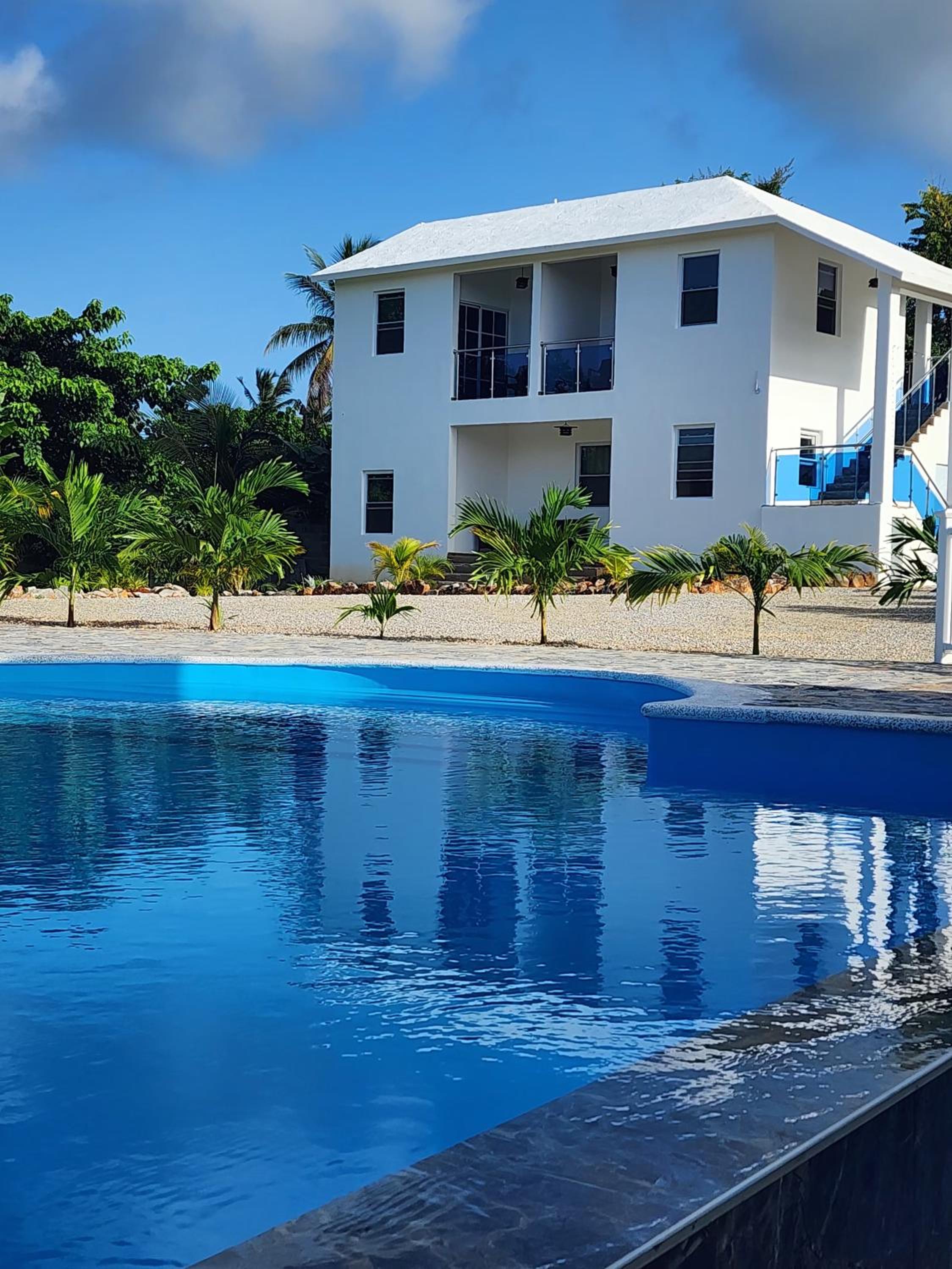 Deluxe Double Room with Balcony photo 3