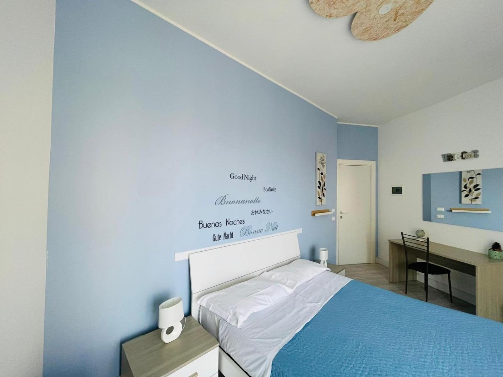 Queen Room With Balcony photo 2