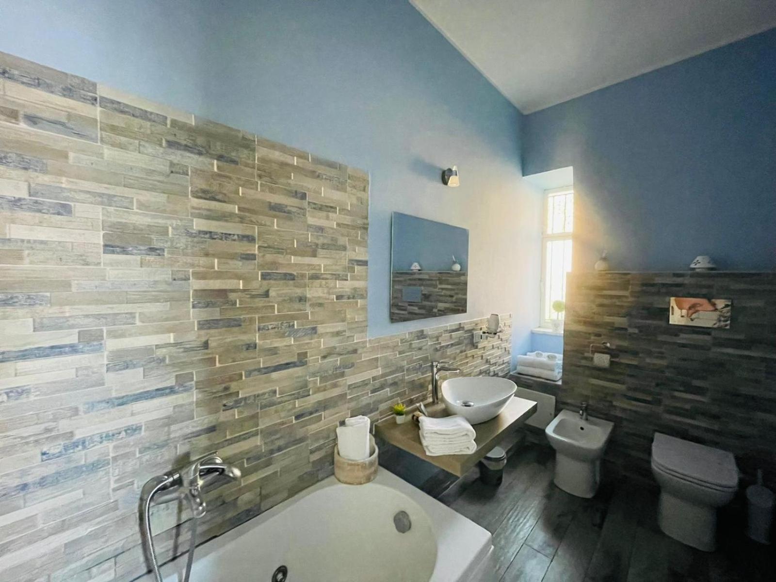 Queen Room With Spa Bath photo 3