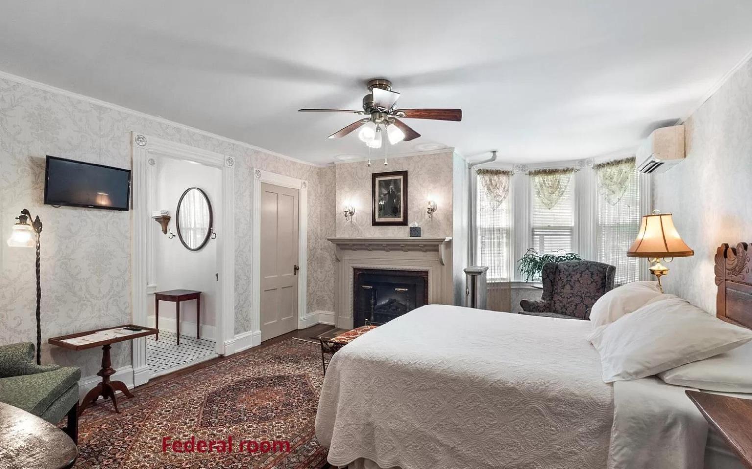Deluxe Queen Room photo 1