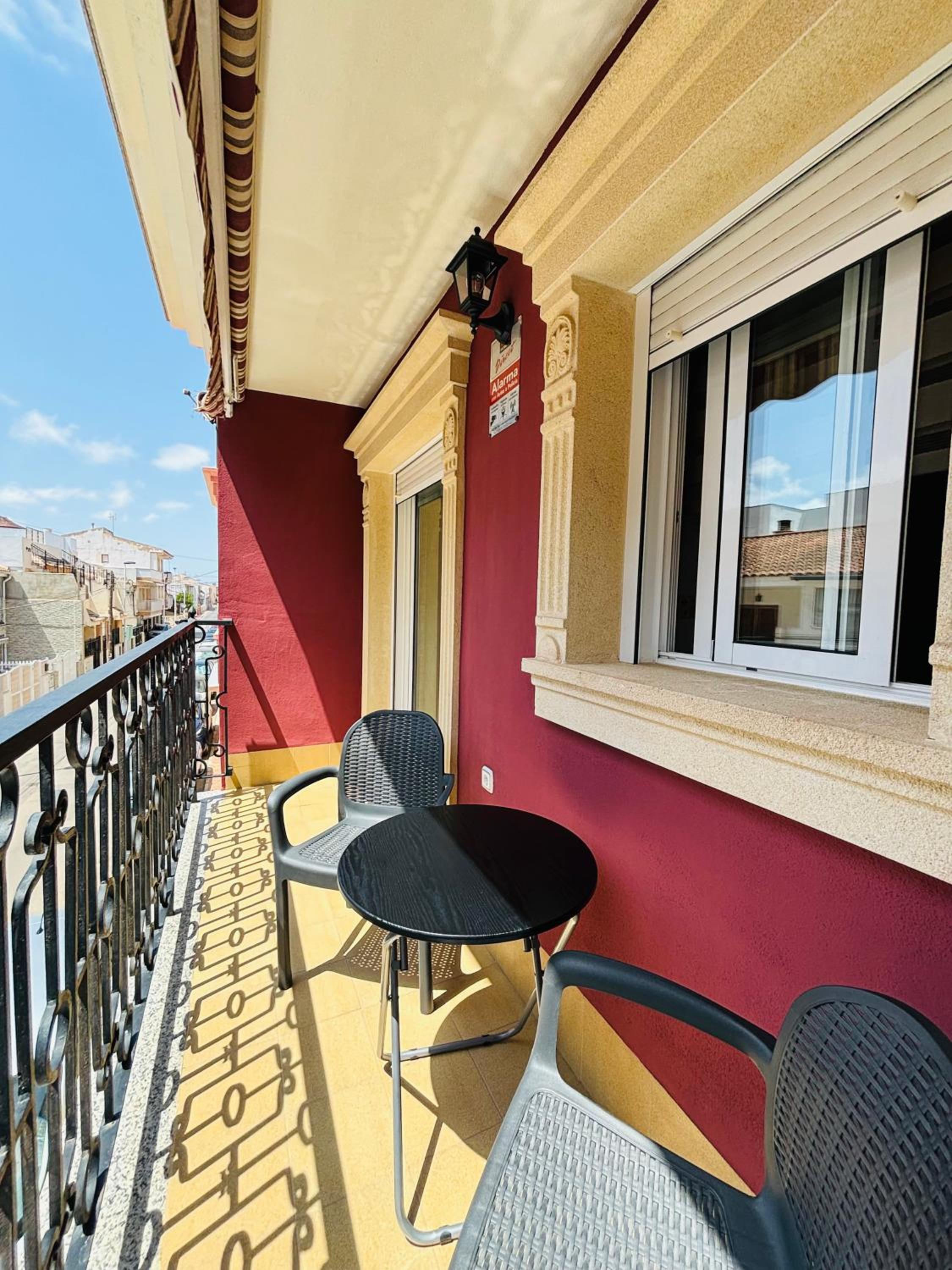 One-Bedroom Apartment with Balcony and City View photo 2