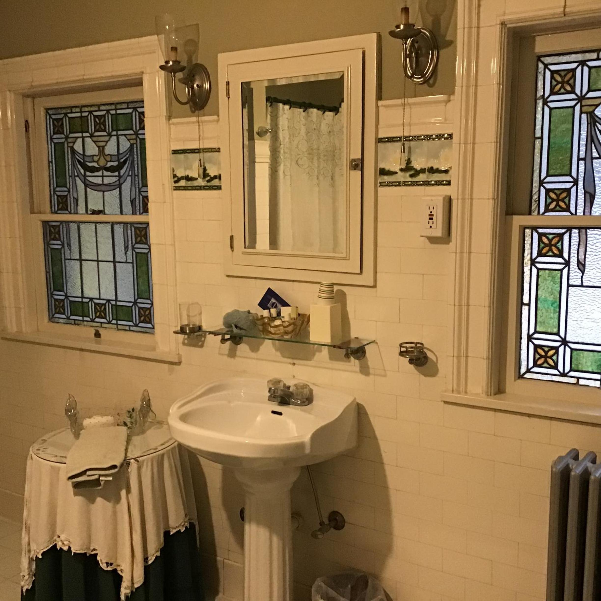 Suite - Photo 8