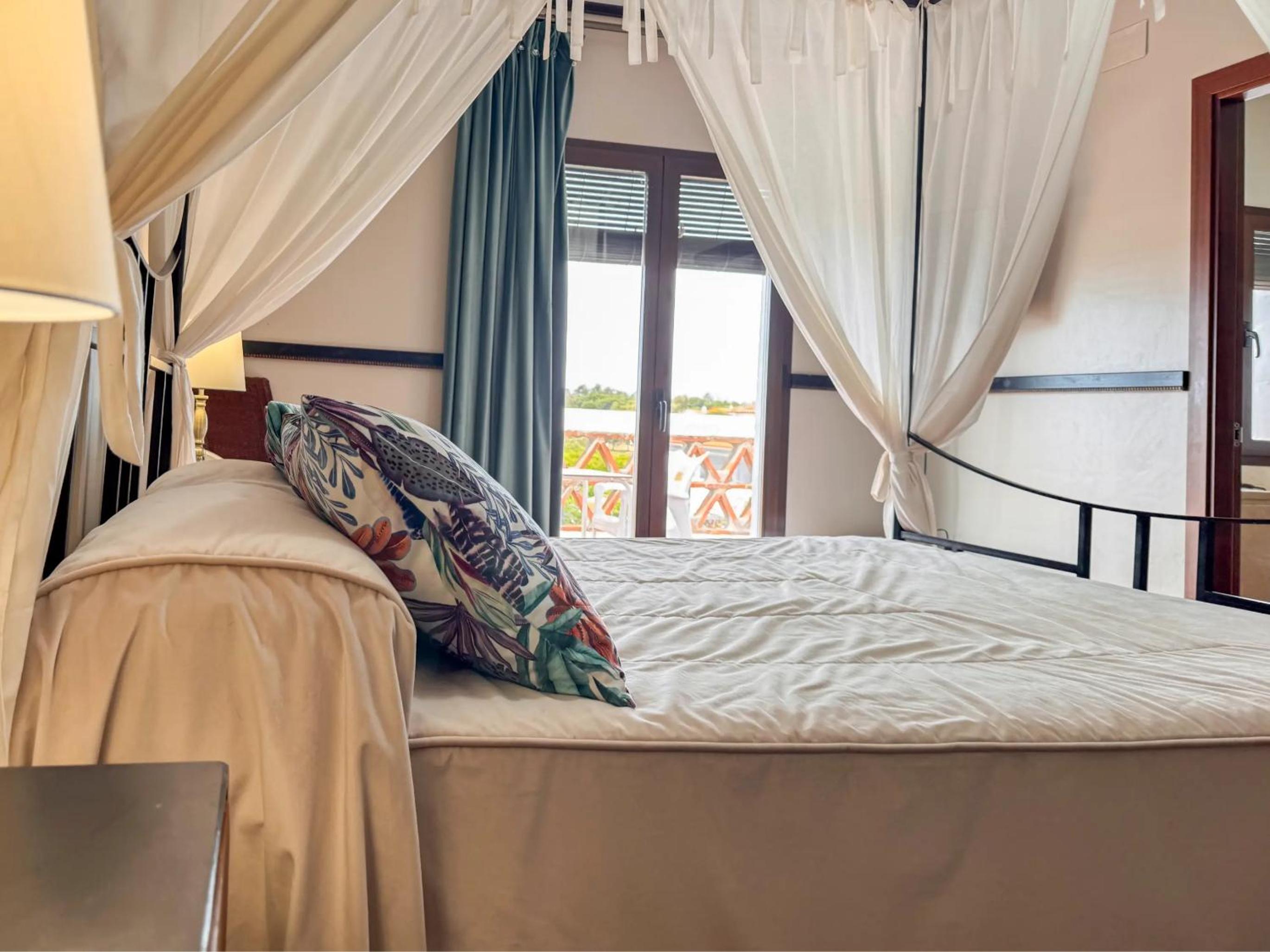 Double Room with Terrace - Photo 21