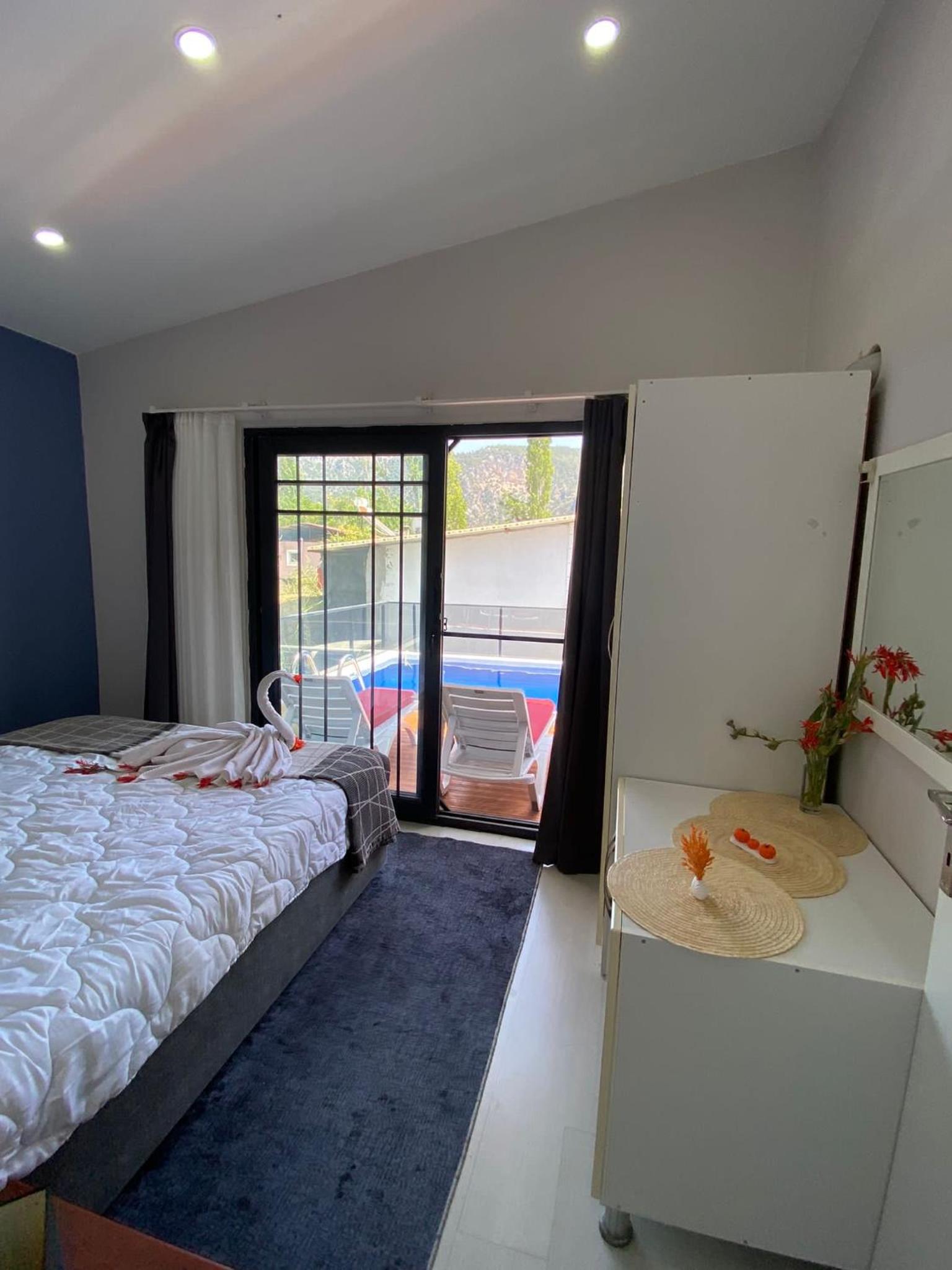 Two-Bedroom House photo 1