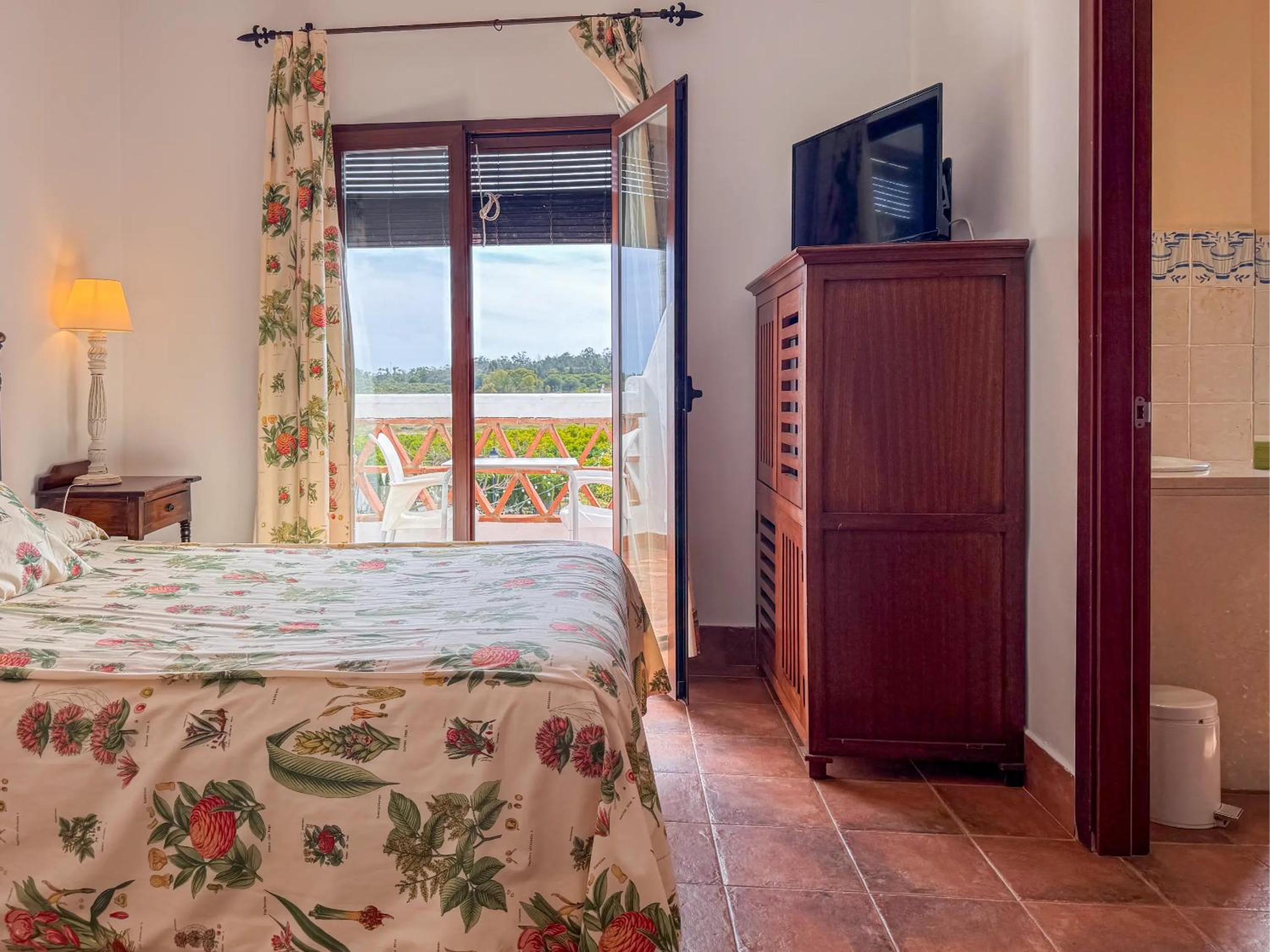 Double Room with Terrace - Photo 16