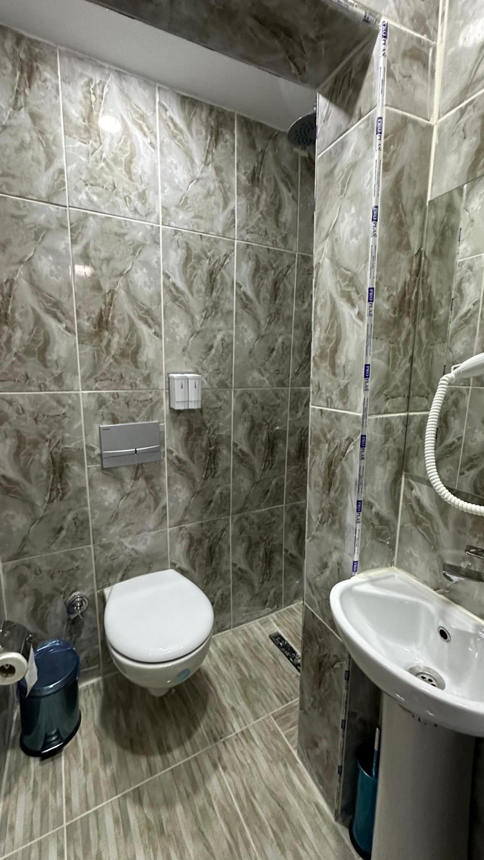 Budget Single Room photo 3