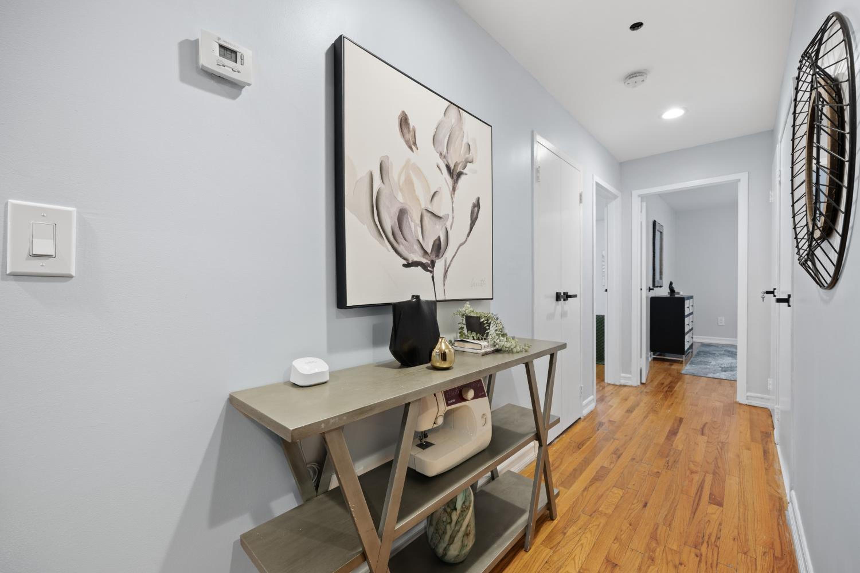 Three-Bedroom Apartment photo 3