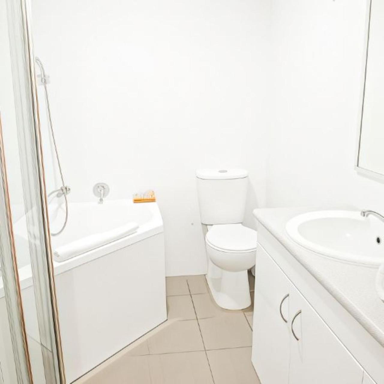 Studio with Spa Bath photo 2