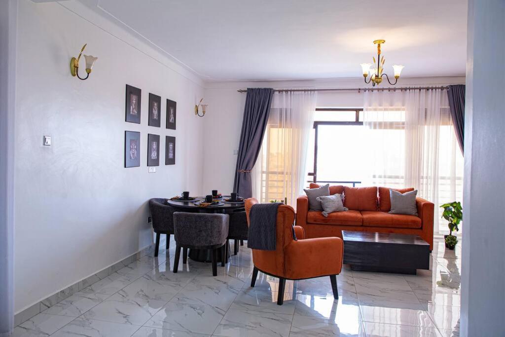 Three-Bedroom Apartment photo 1