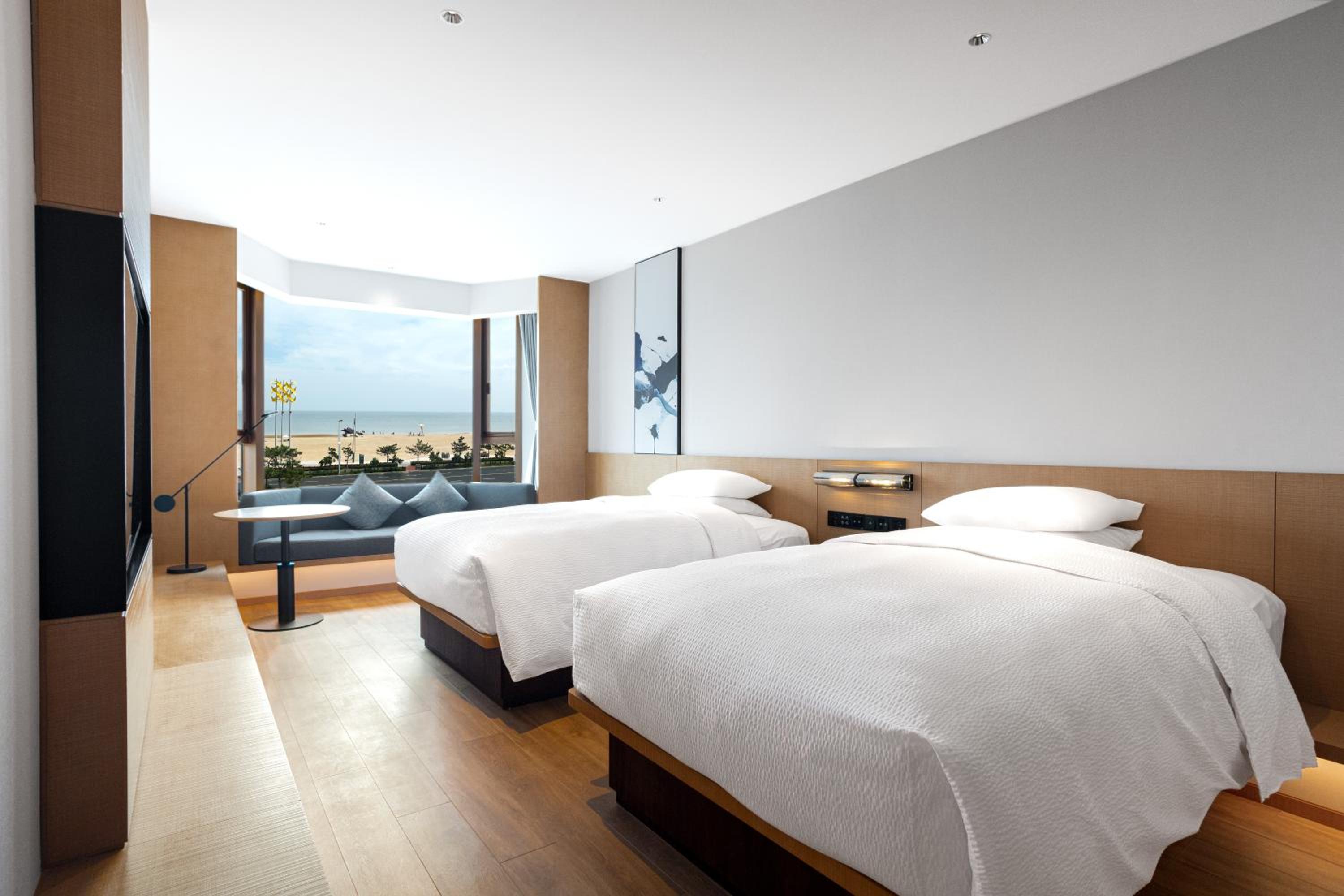 Superior Double Room with Two Double Beds and Ocean View