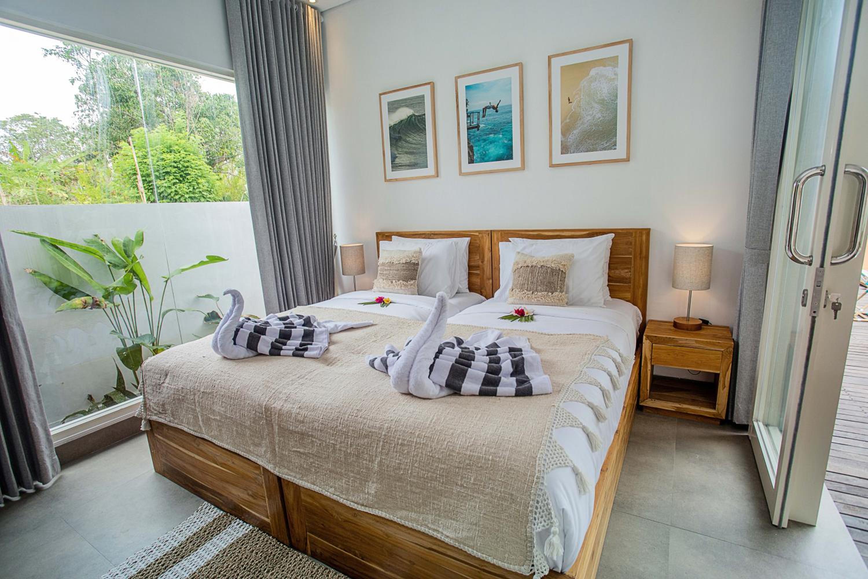 Three-Bedroom Villa photo 2