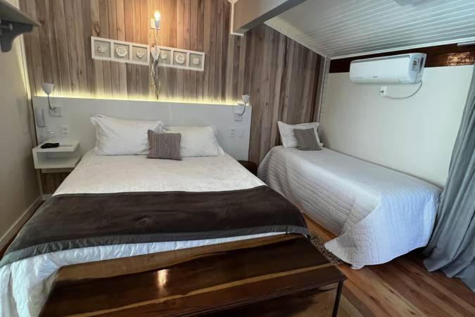 Double Room with Balcony and Lake View