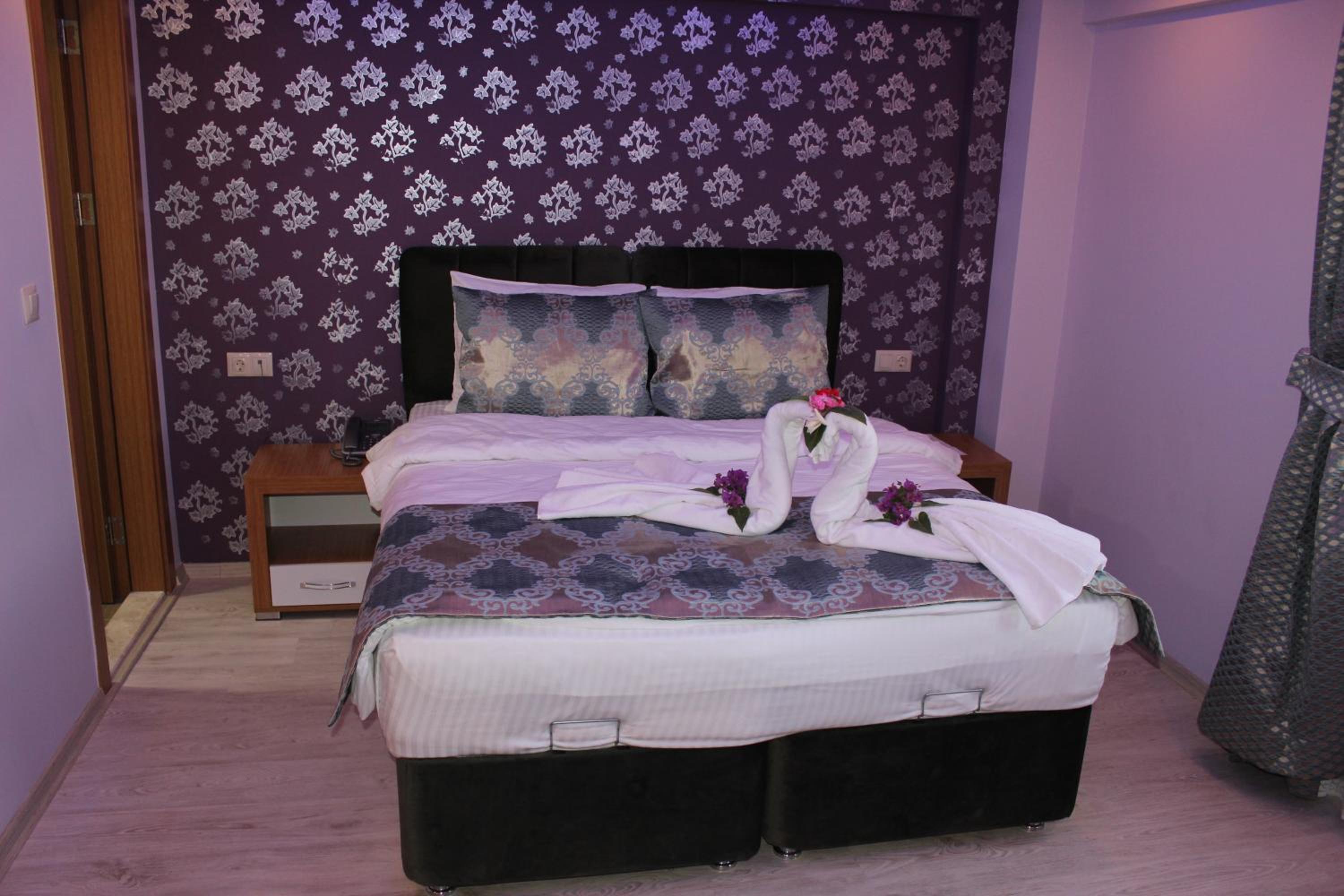Deluxe Double Room With Balcony photo 2