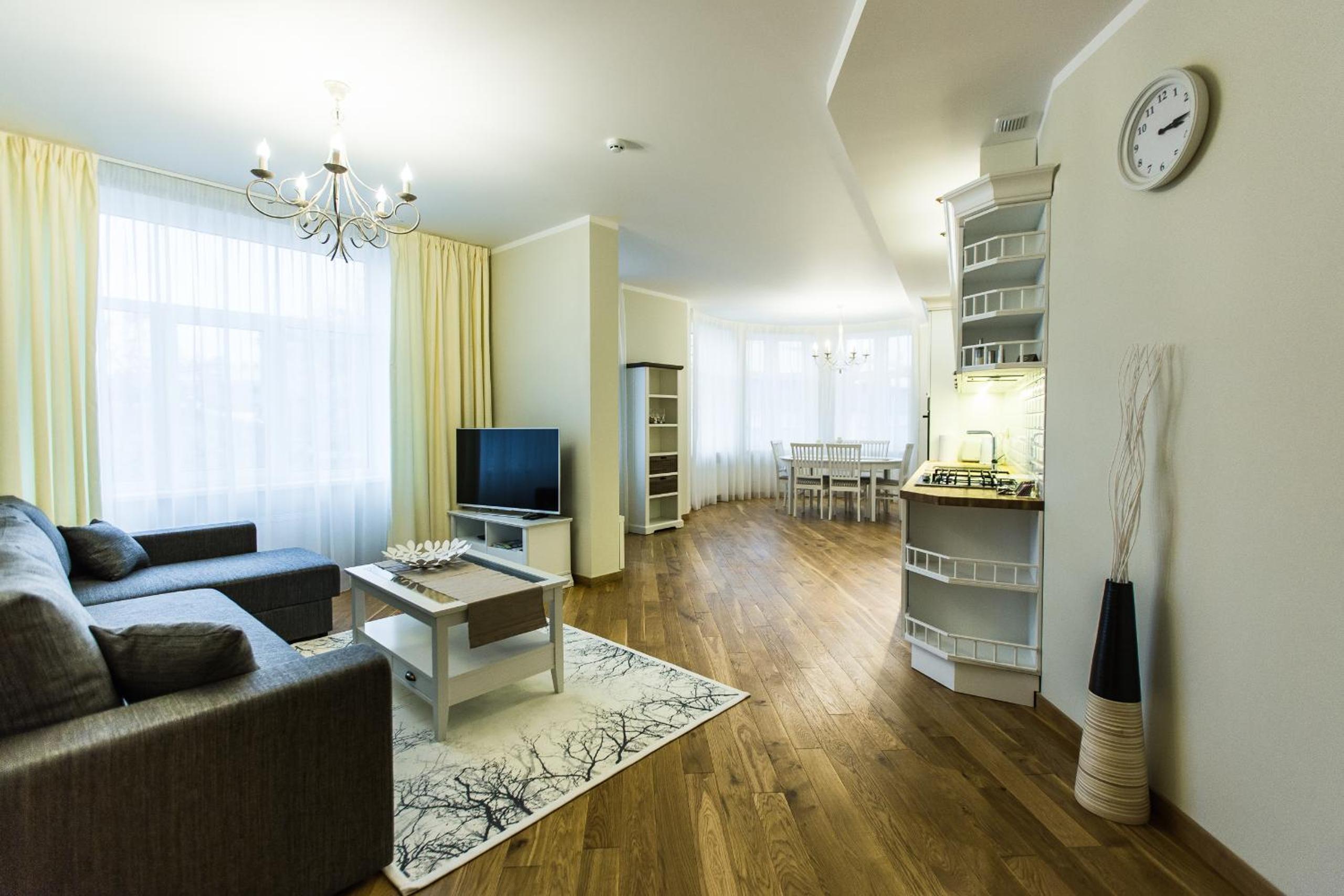 Superior Two-Bedroom Apartment on Upper Floor