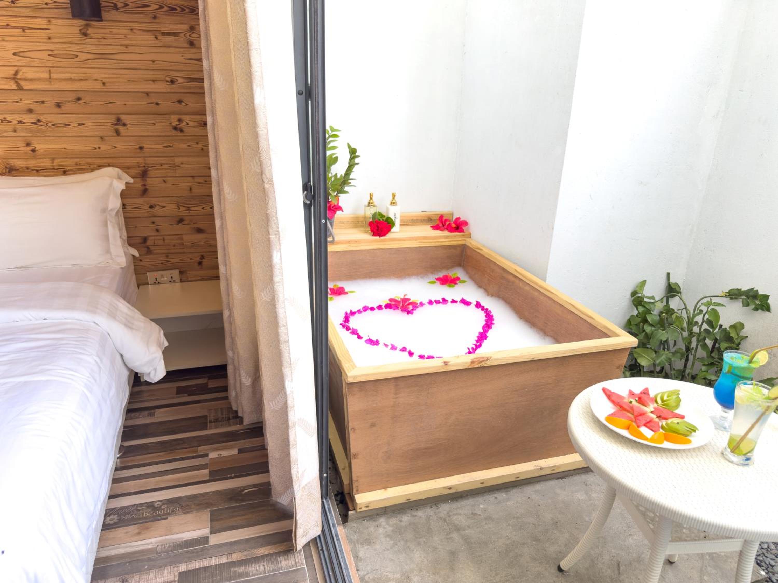 Deluxe Double Room with Bath