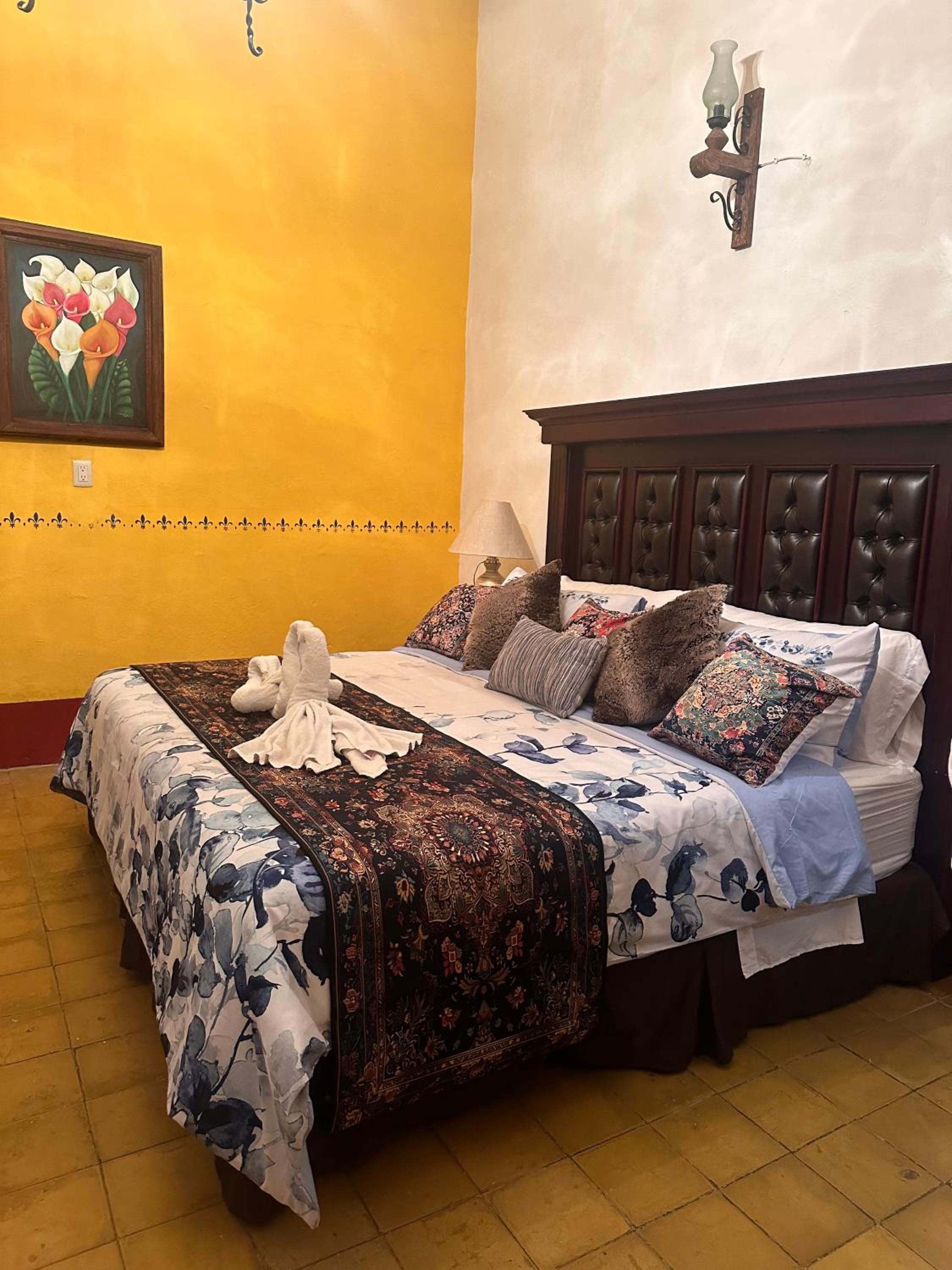 Deluxe King Suite