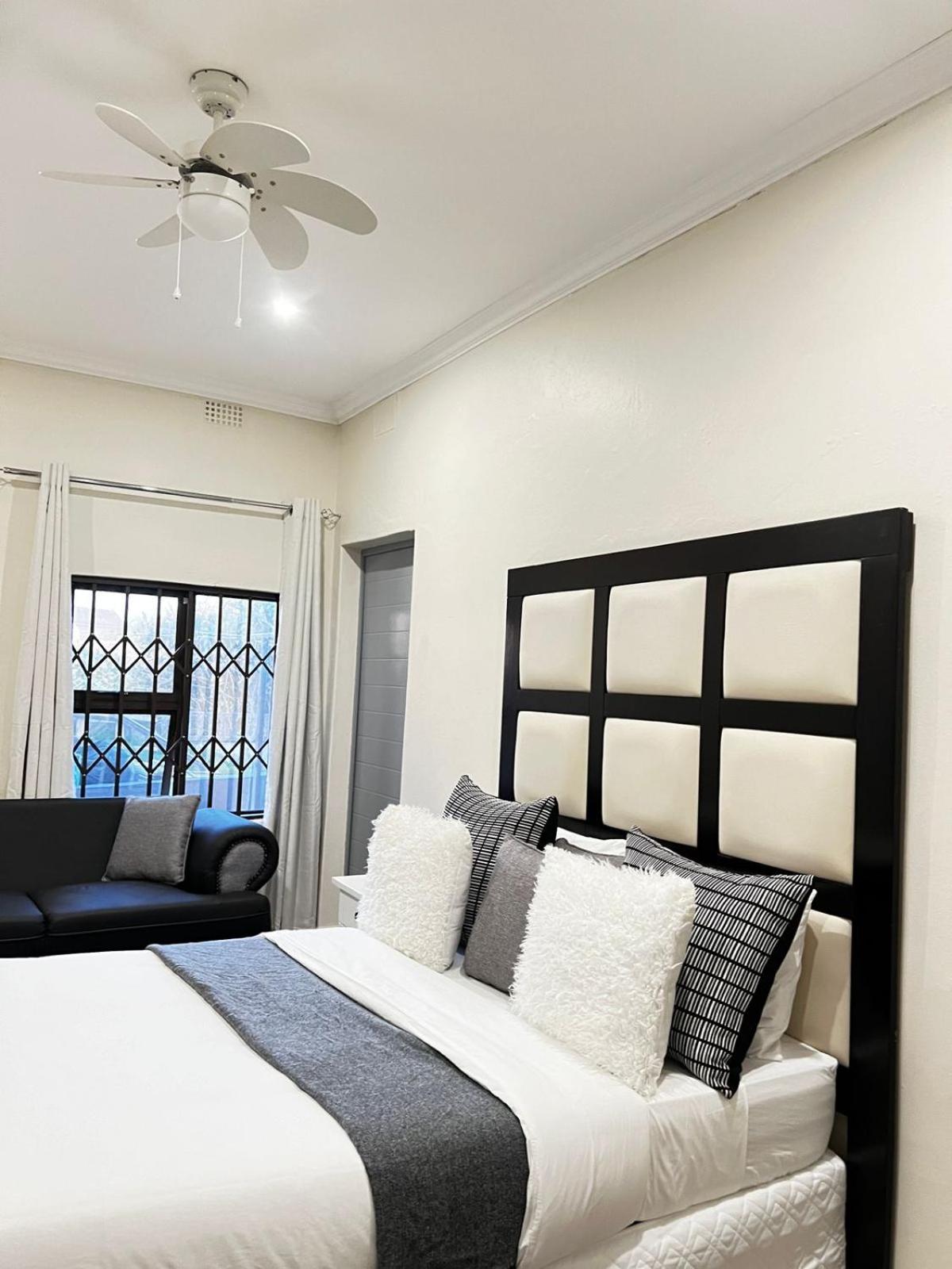 Double or Twin Room with Private Bathroom