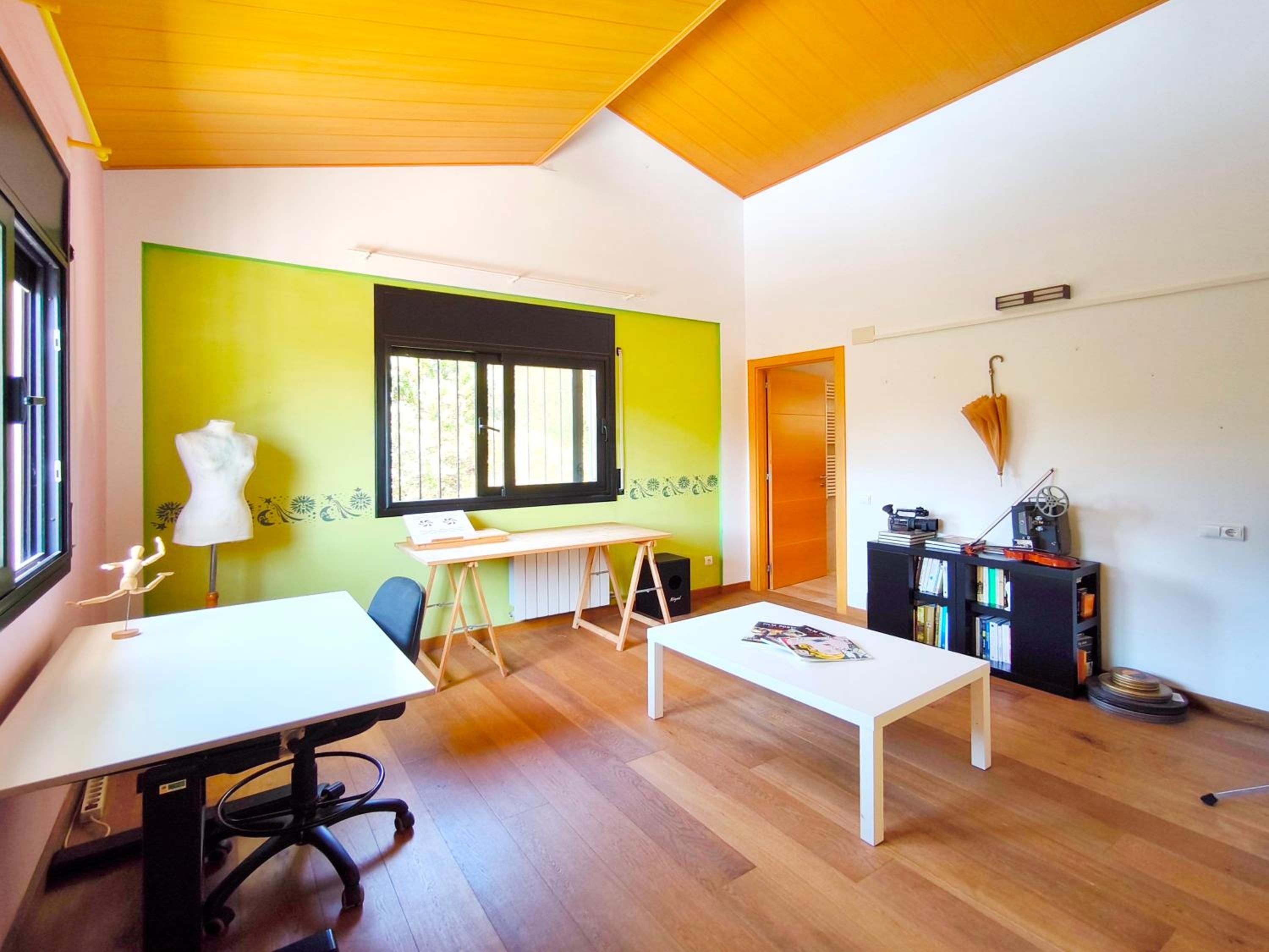 Three-Bedroom Villa photo 2