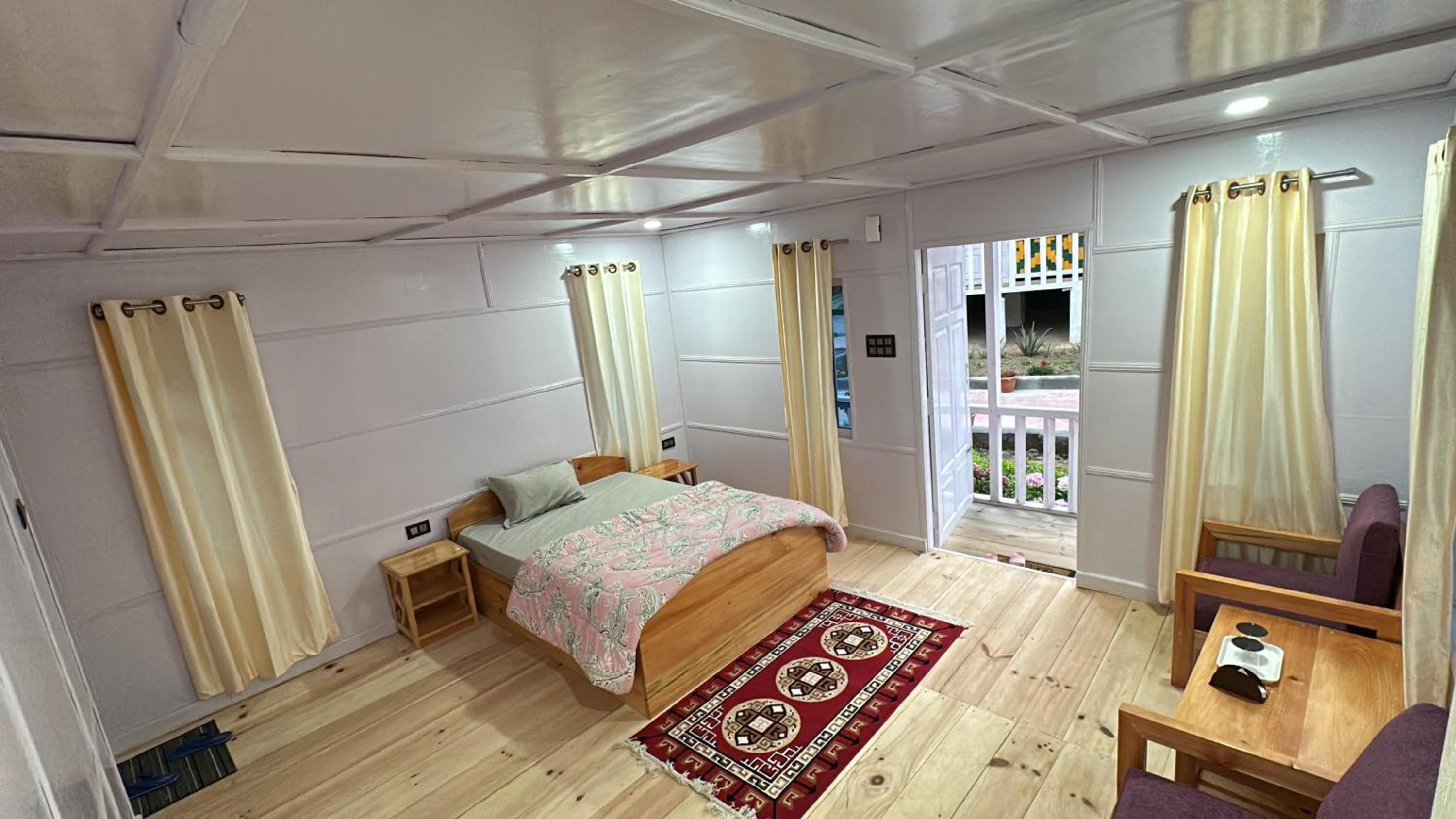 Double Room with Balcony