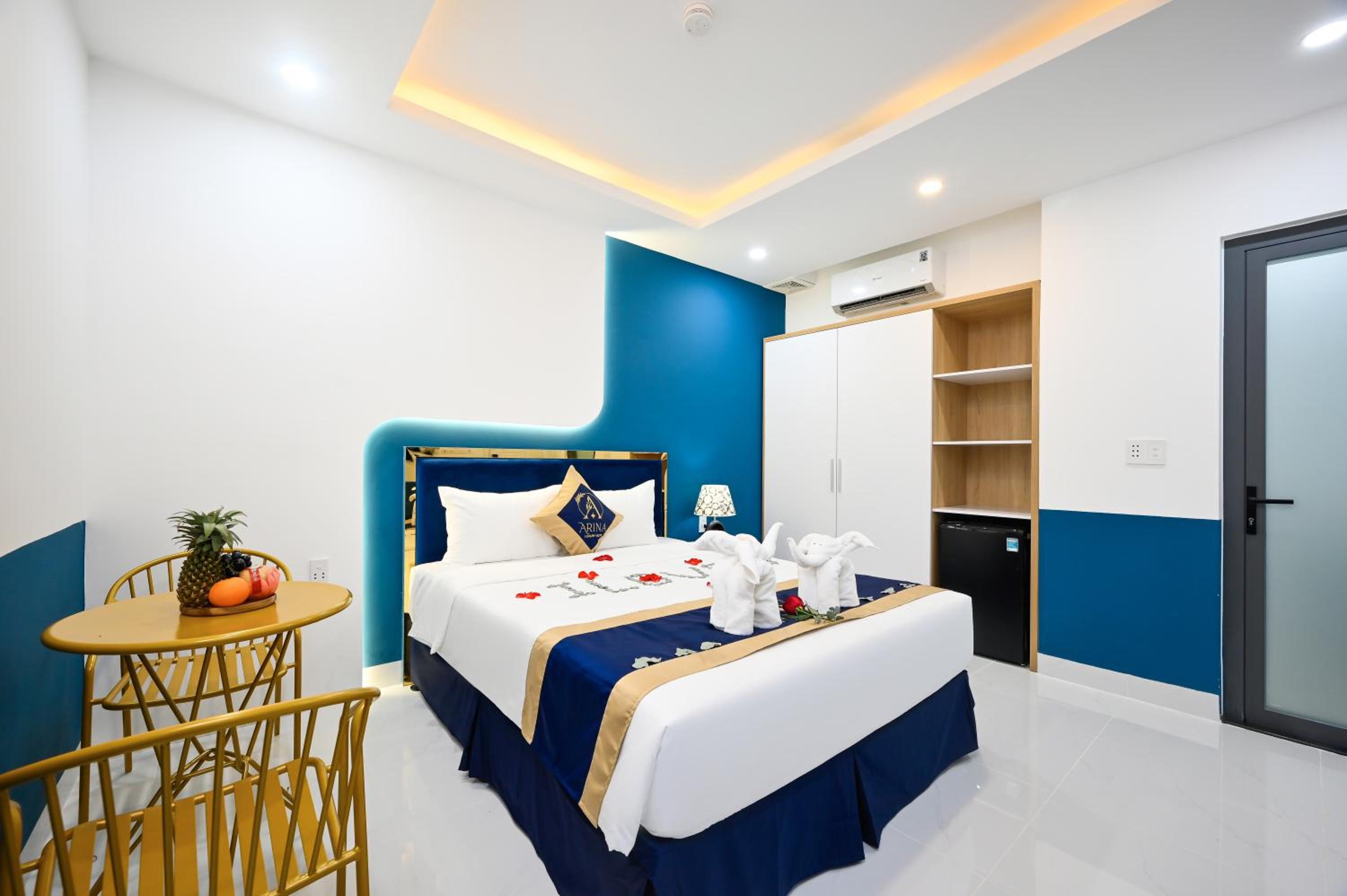 Superior King Room - Photo 1